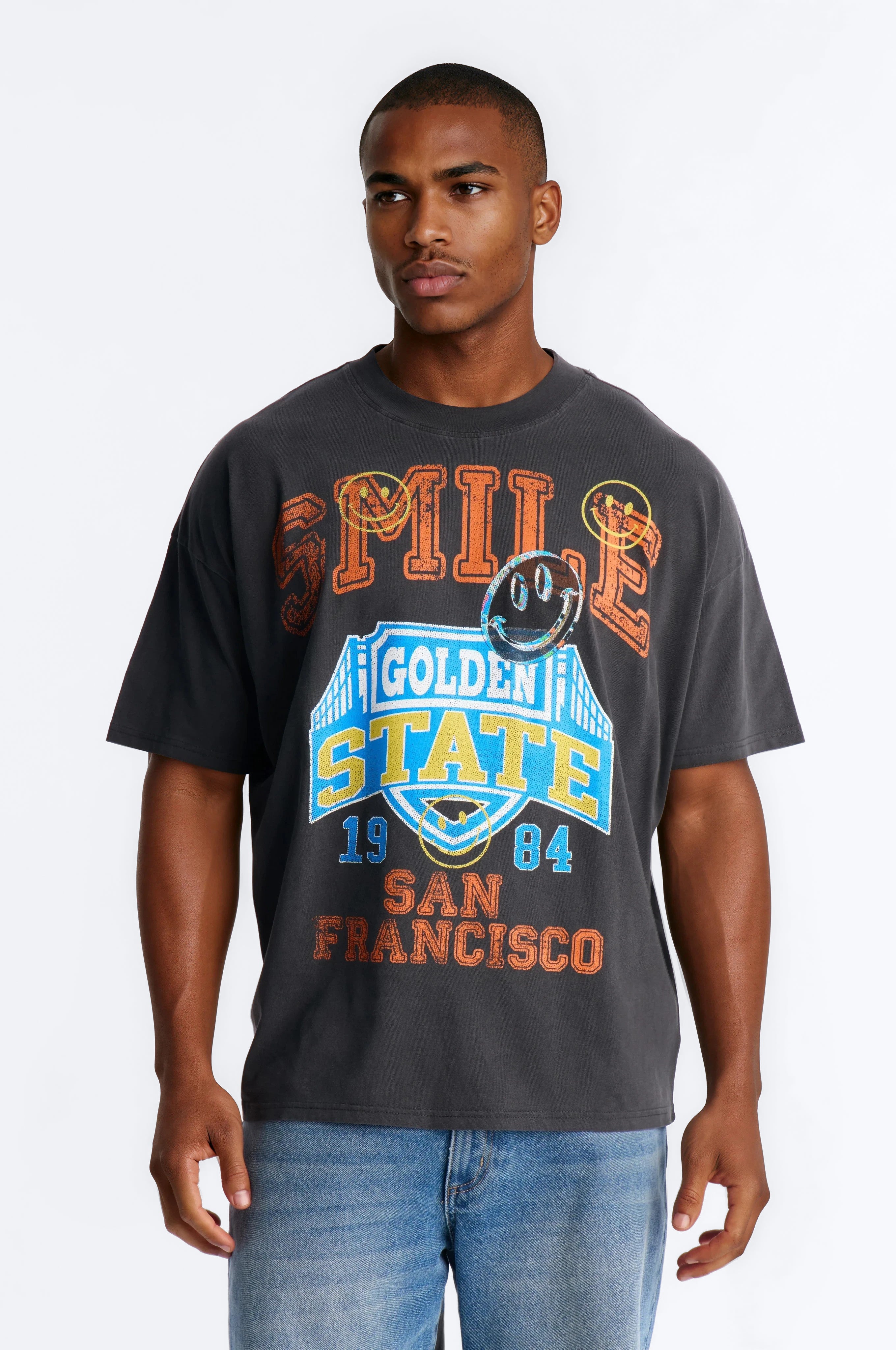 Smile Golden State San Fran Vintage Oversized Print Short Sleeve Tee - Black