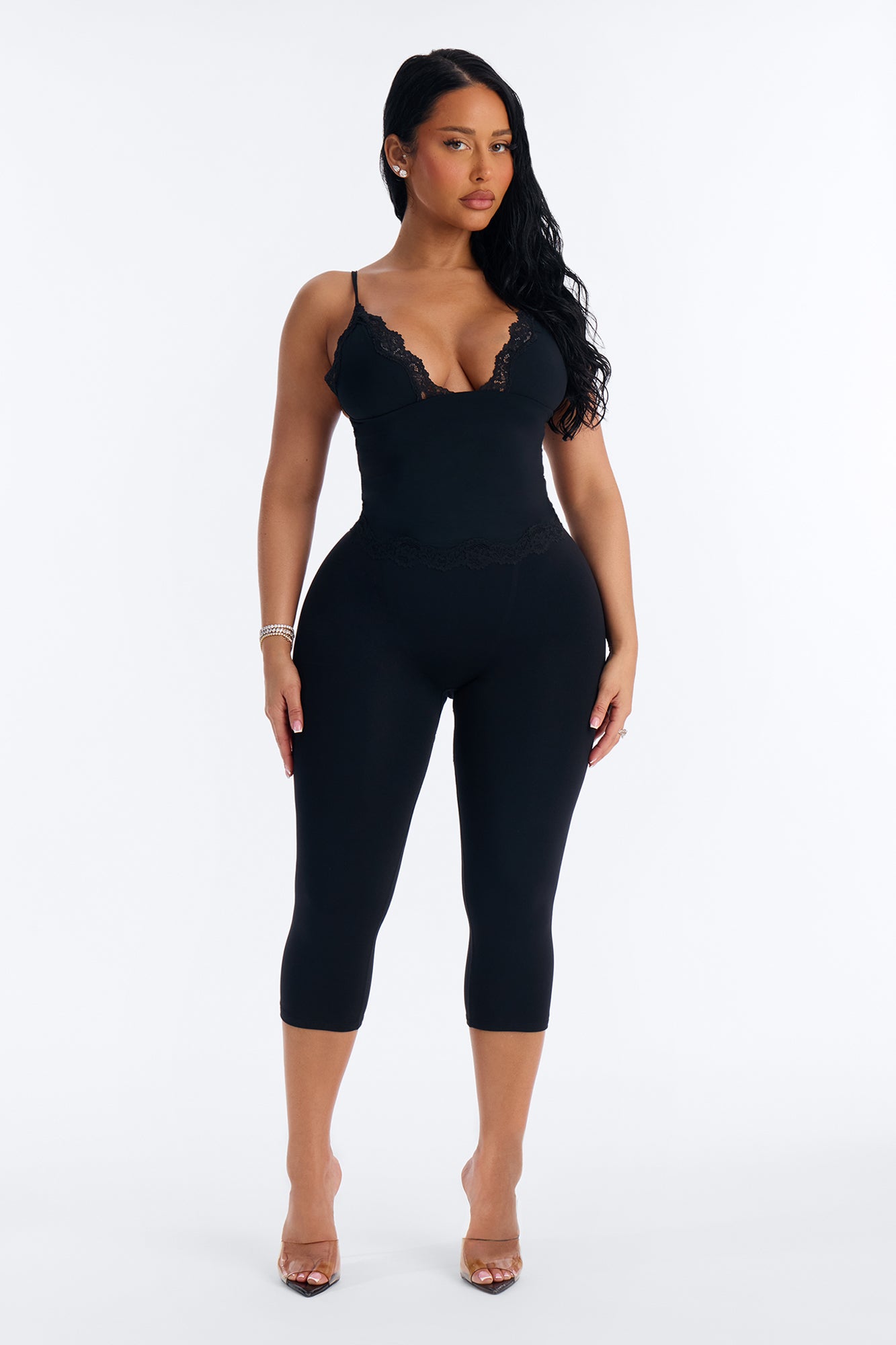 Seamless Smooth Double Lined Capri Pant - Black