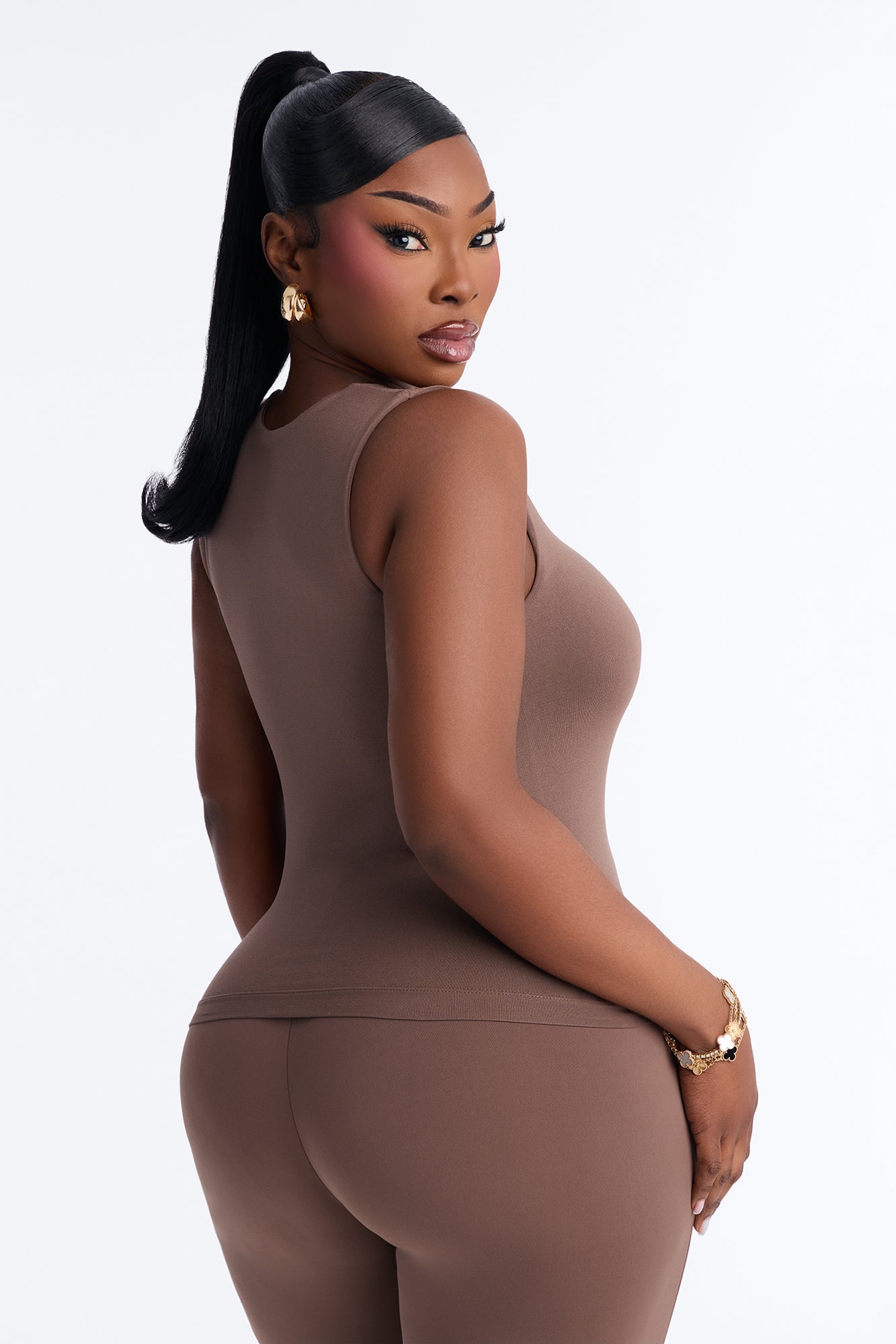 Seamless Smooth Double Lined U Neck Tank Top - Brown image 8