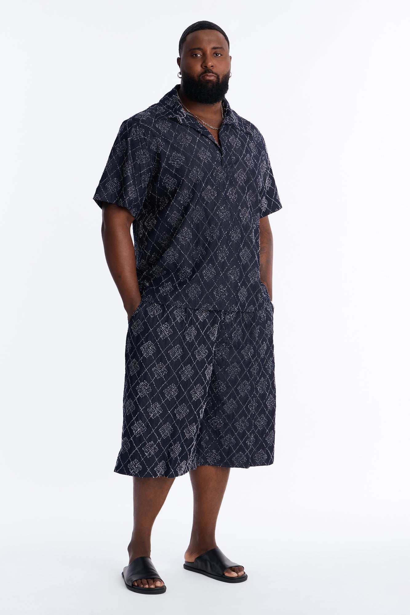 Baggy Diamond Frayed Jacquard Long Short - Navy image 6