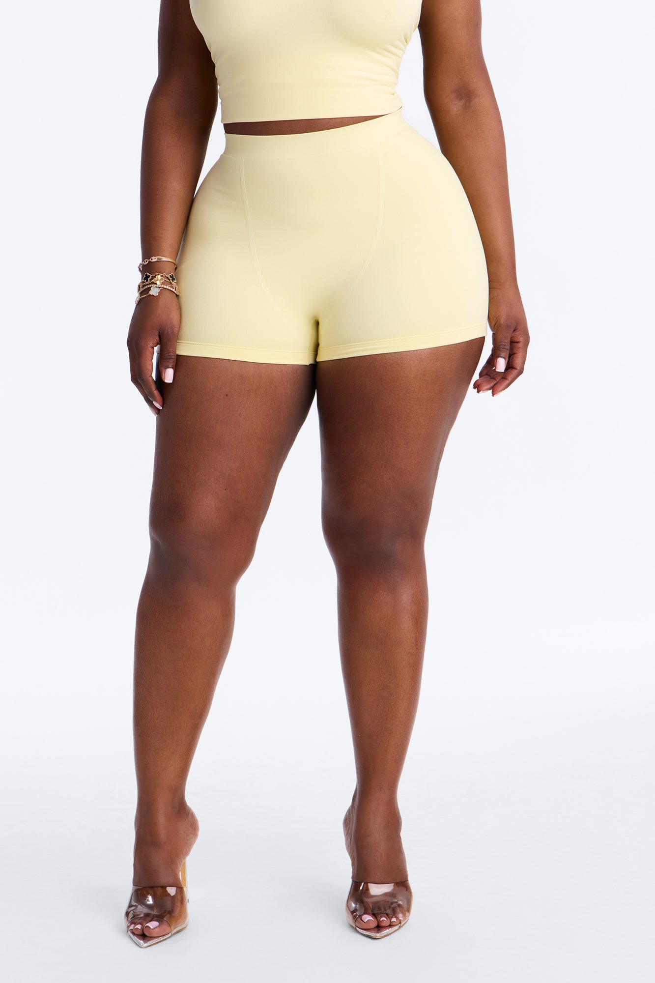 Seamless Smooth Double Lined Micro Hot Short - Butter Yellow image 2
