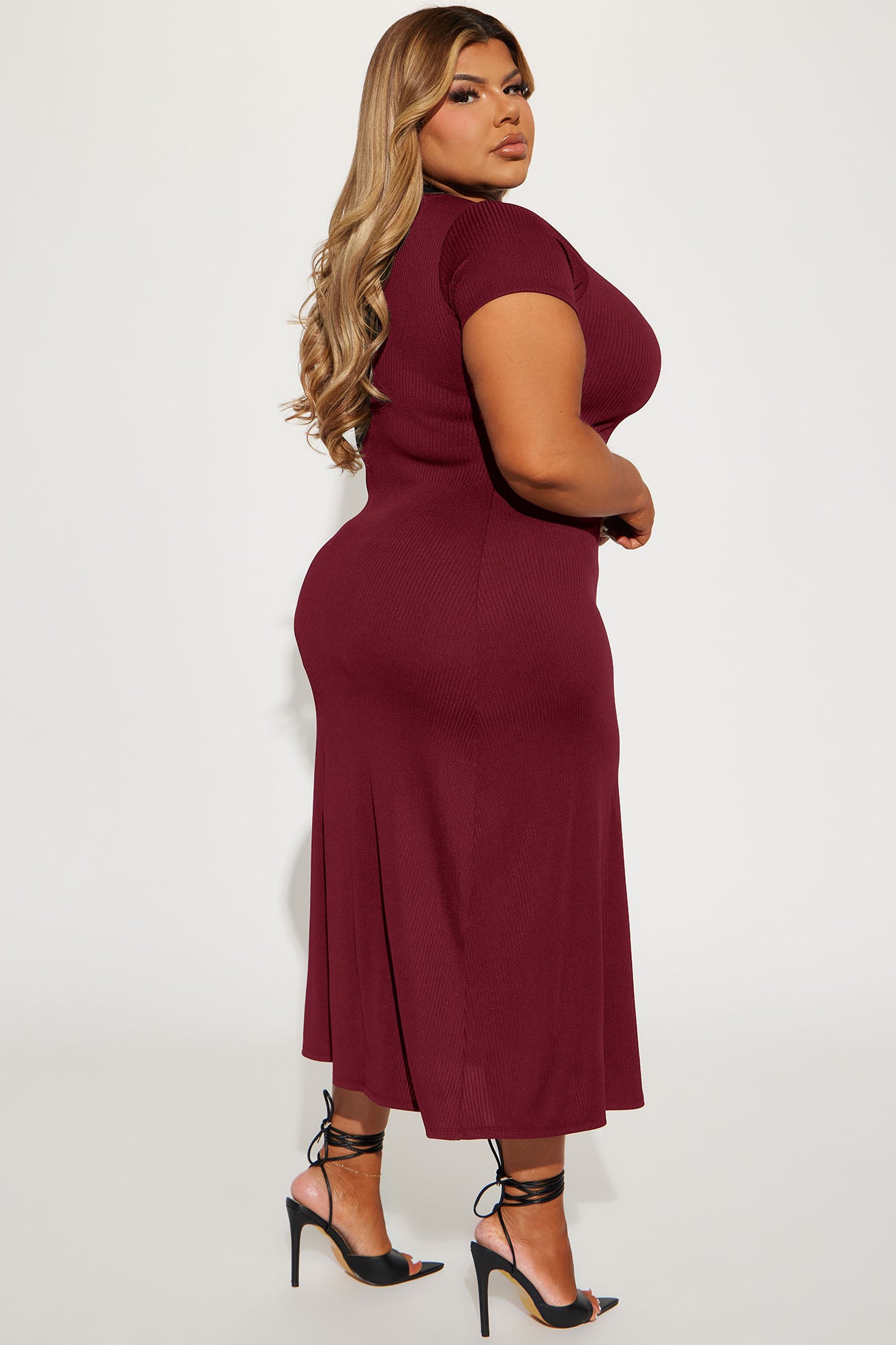 Madison Ribbed Midi Dress - Wine