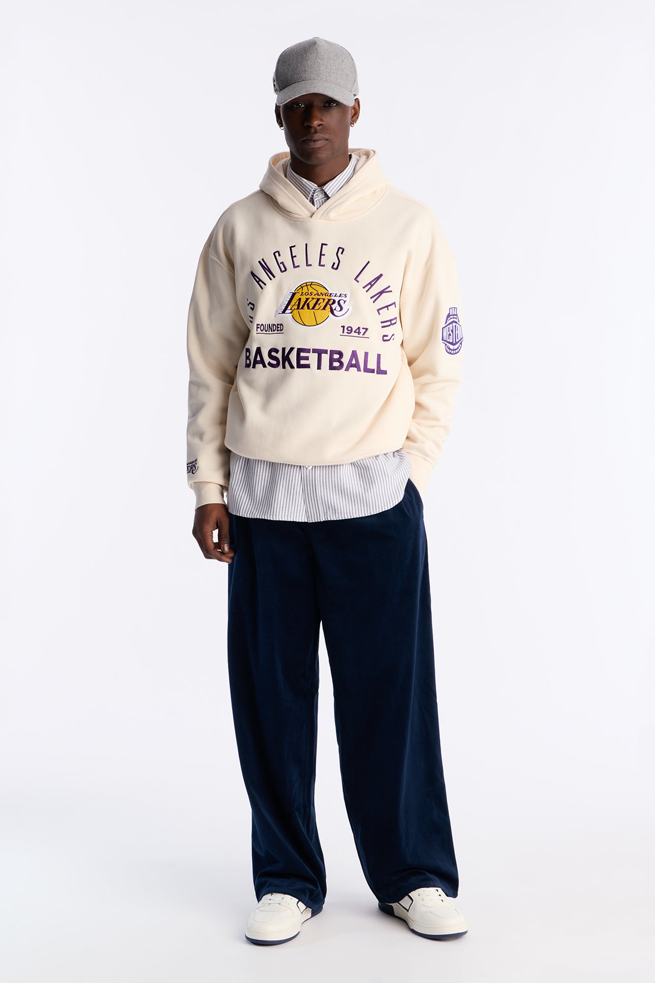 Lakers Embroidered Oversized Hoodie - Cream