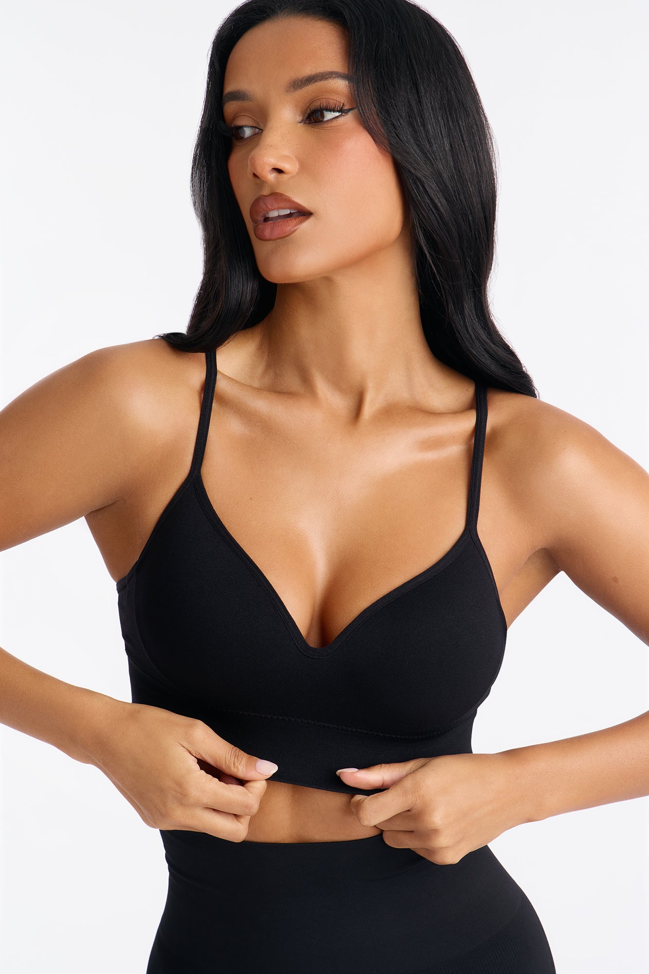 Close For Comfort Seamless Wireless Deep Plunge Bra - Black