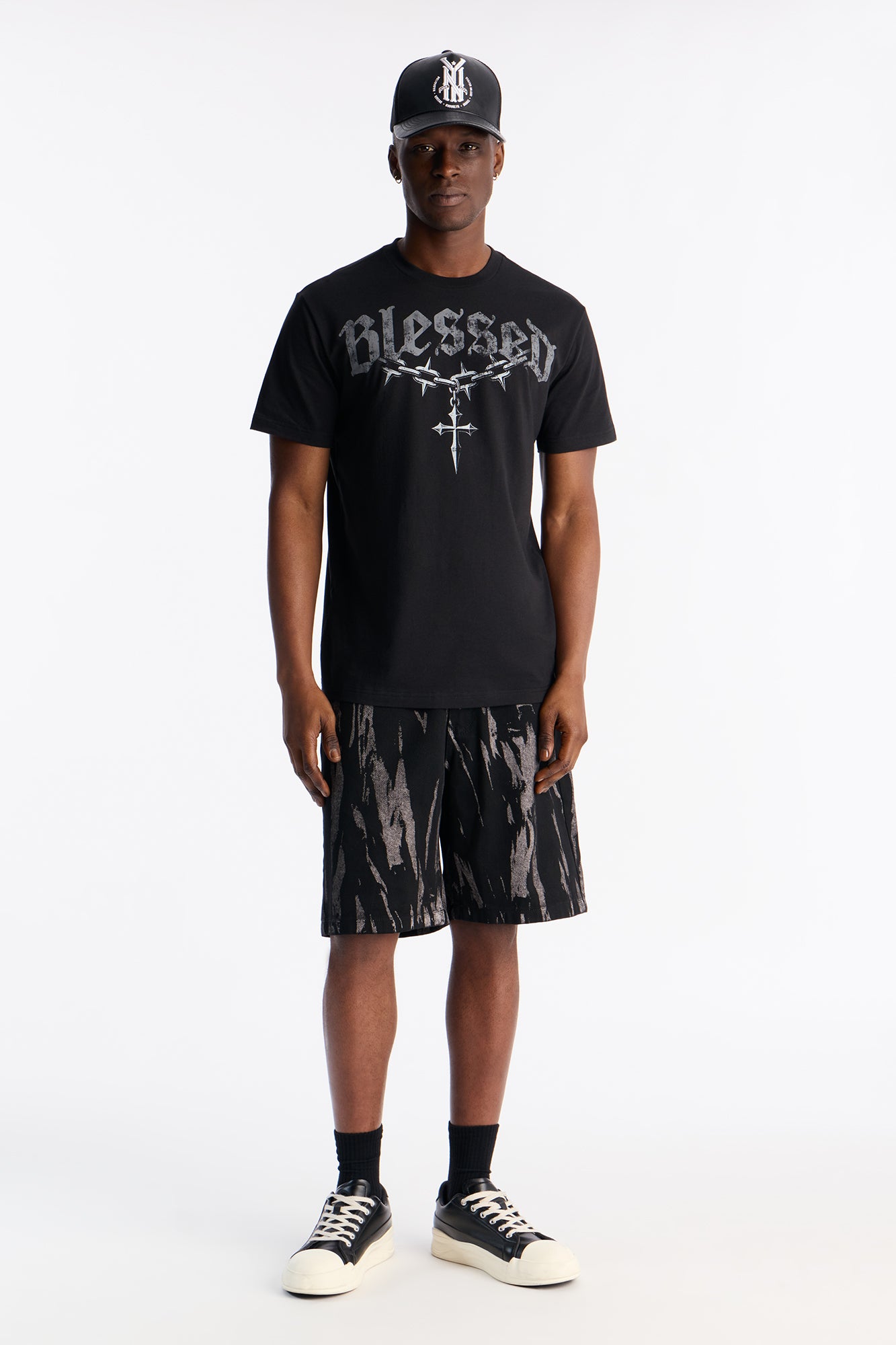 Relaxed Blackout Stripes Denim Short - Black/White
