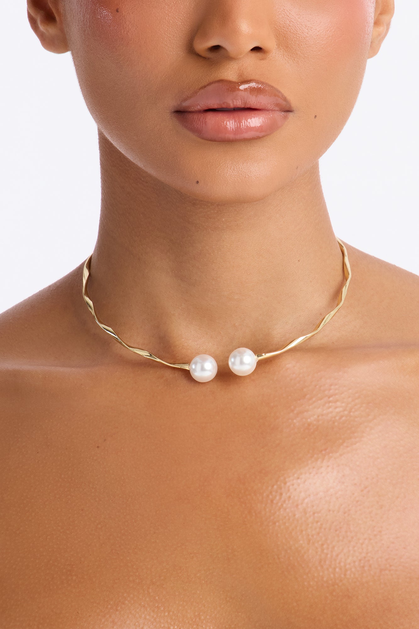 No Contact Pearl Choker - Gold