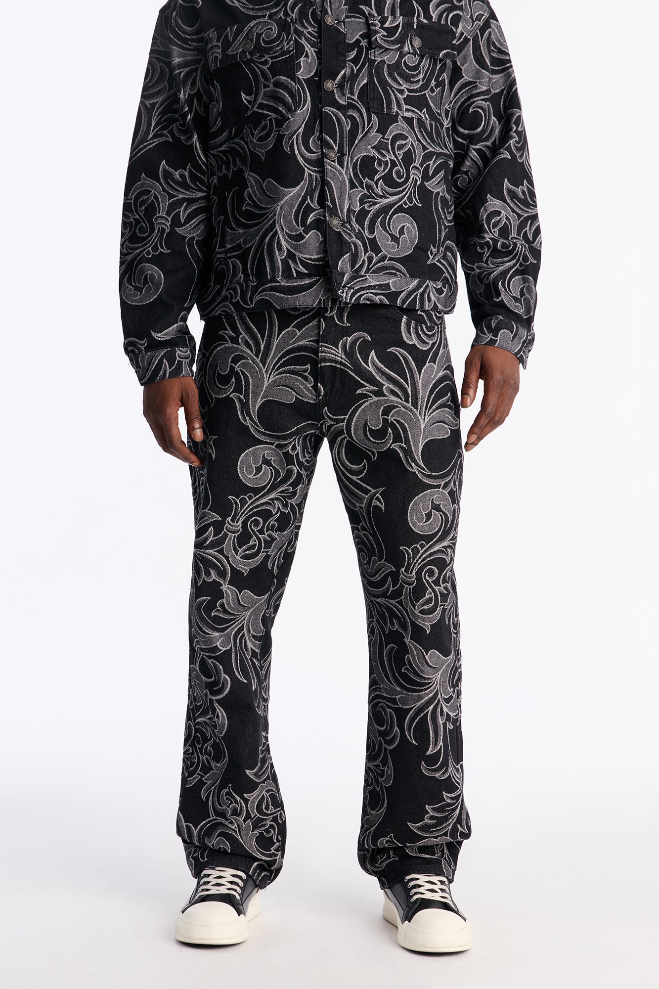 Straight Baroque Jacquard Jean - Black Wash