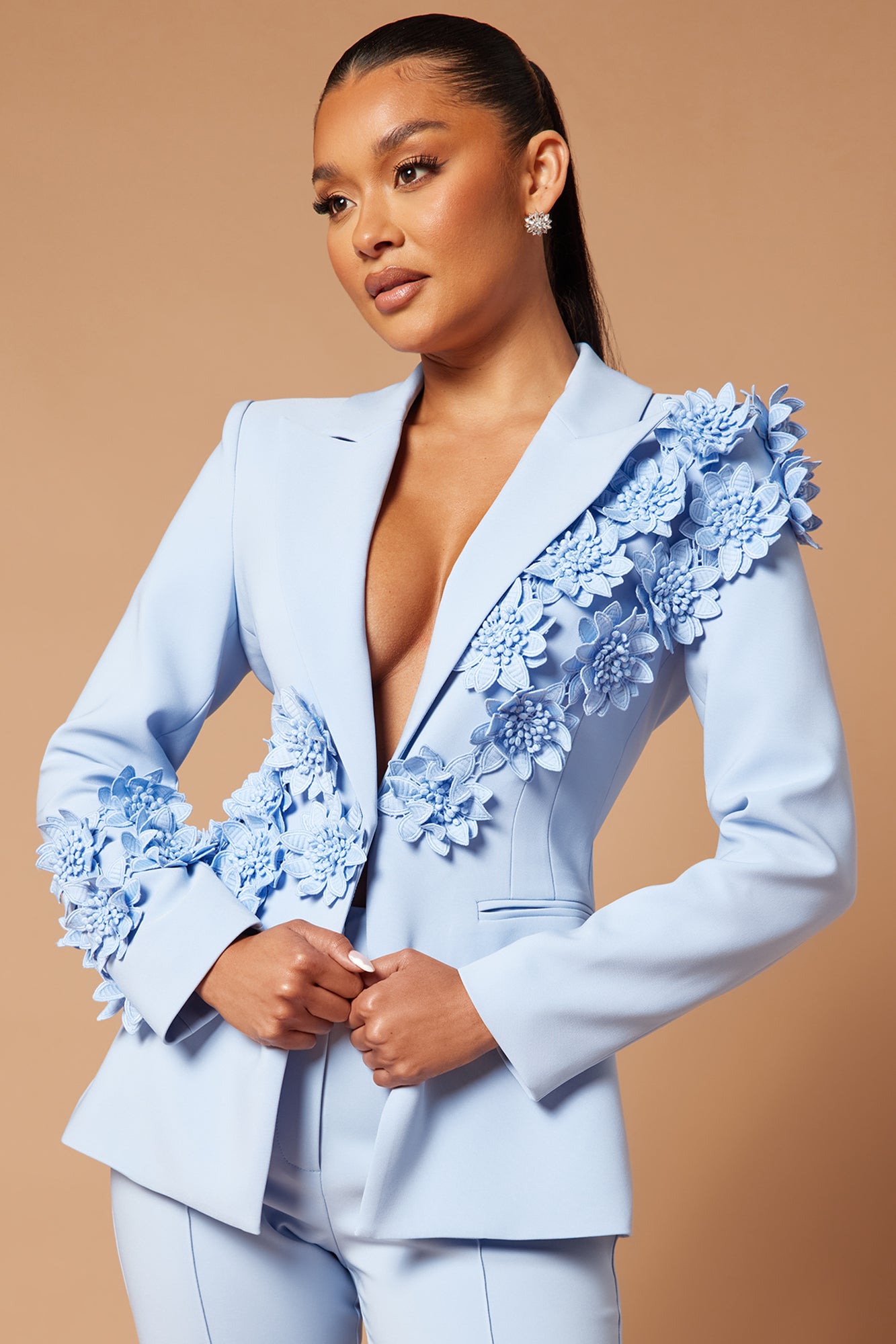 Claudette Floral Embroidered Suit Set - Light Blue