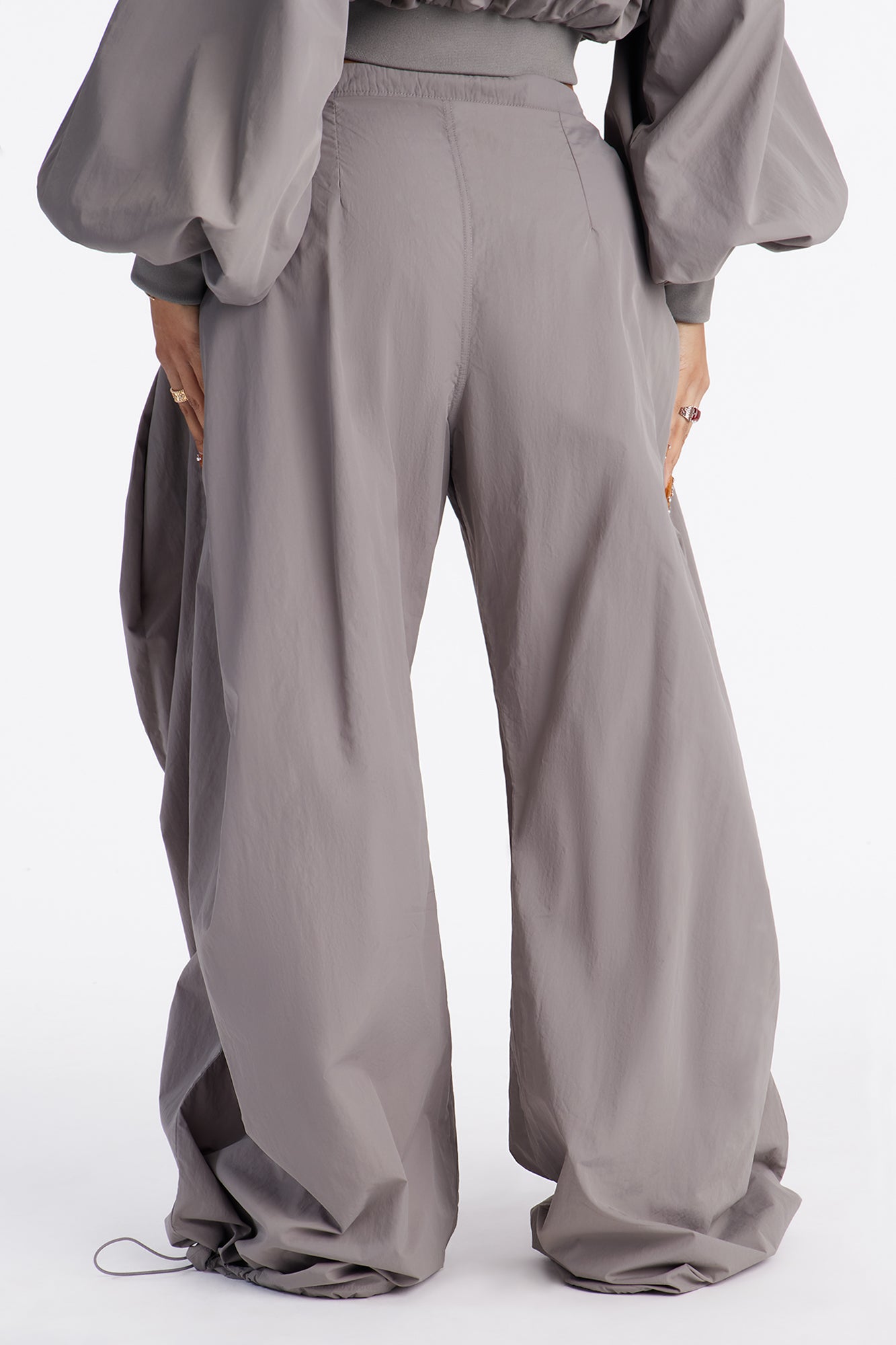 Do Not Disturb Mode Windbreaker Jogger - Grey