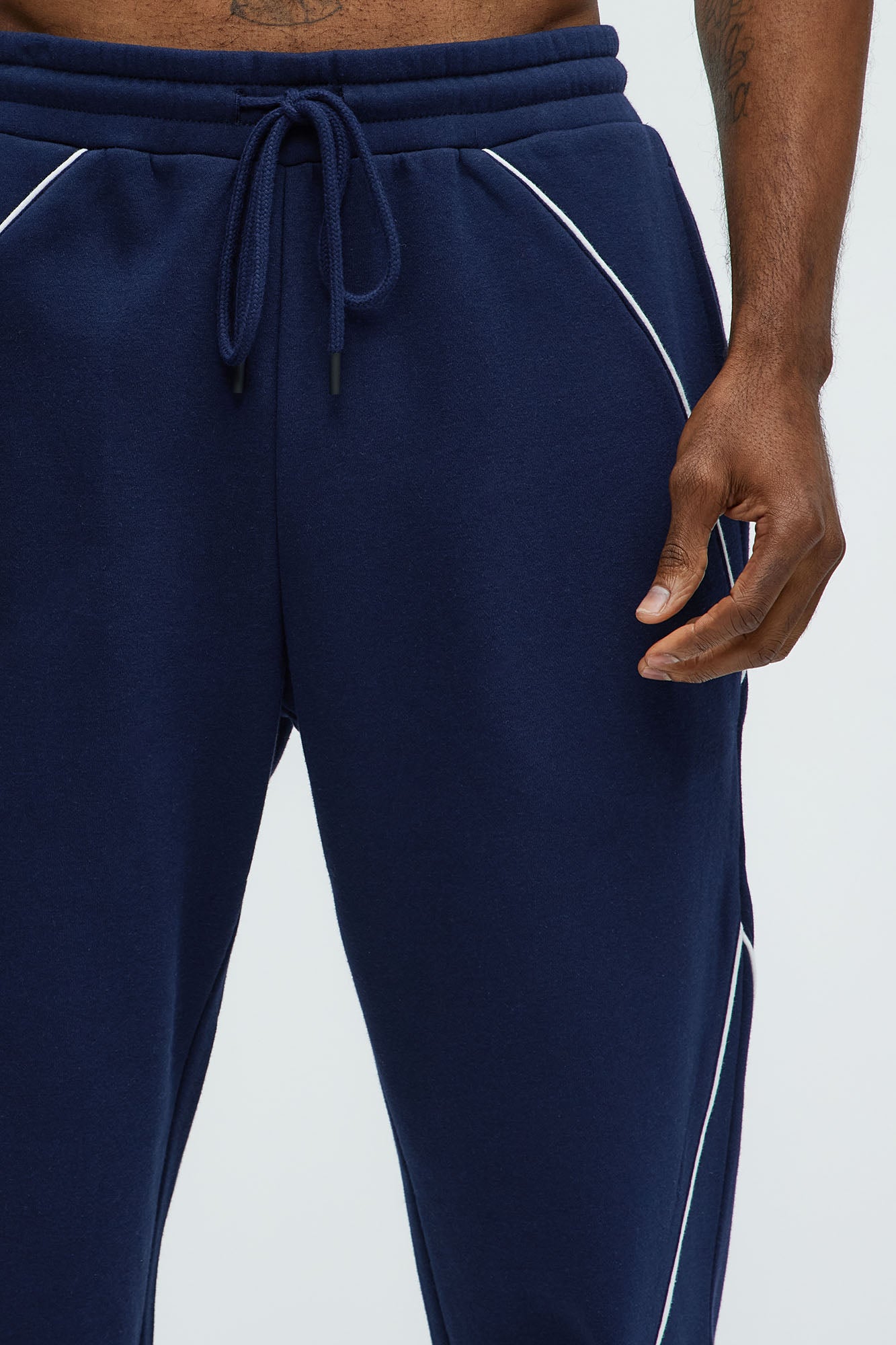 Tayson Piping Relaxed Jogger - Navy
