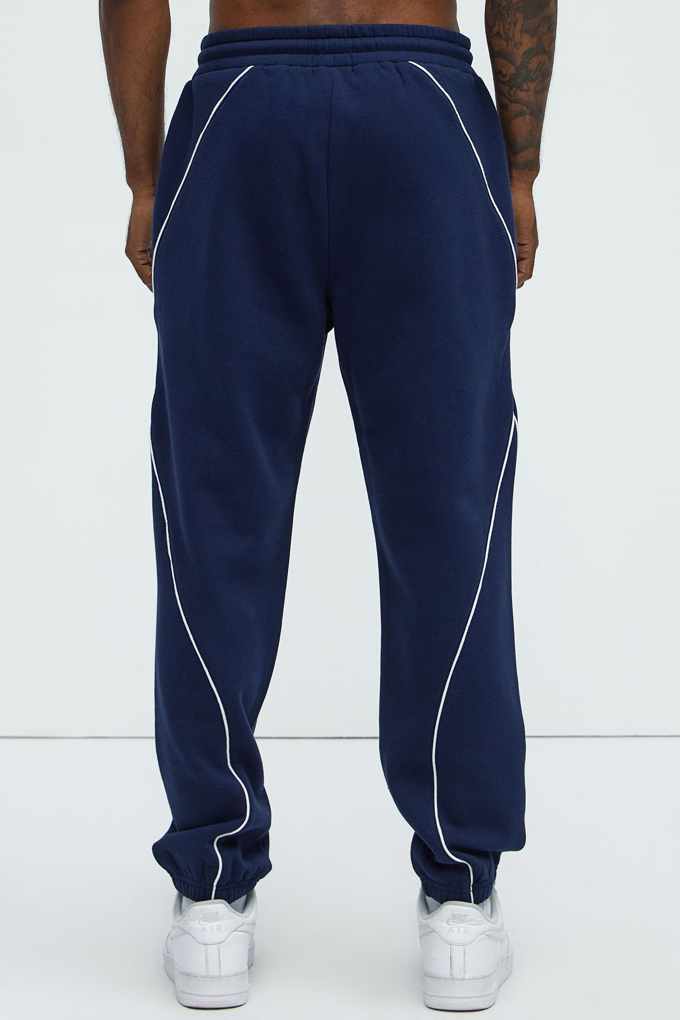 Tayson Piping Relaxed Jogger - Navy