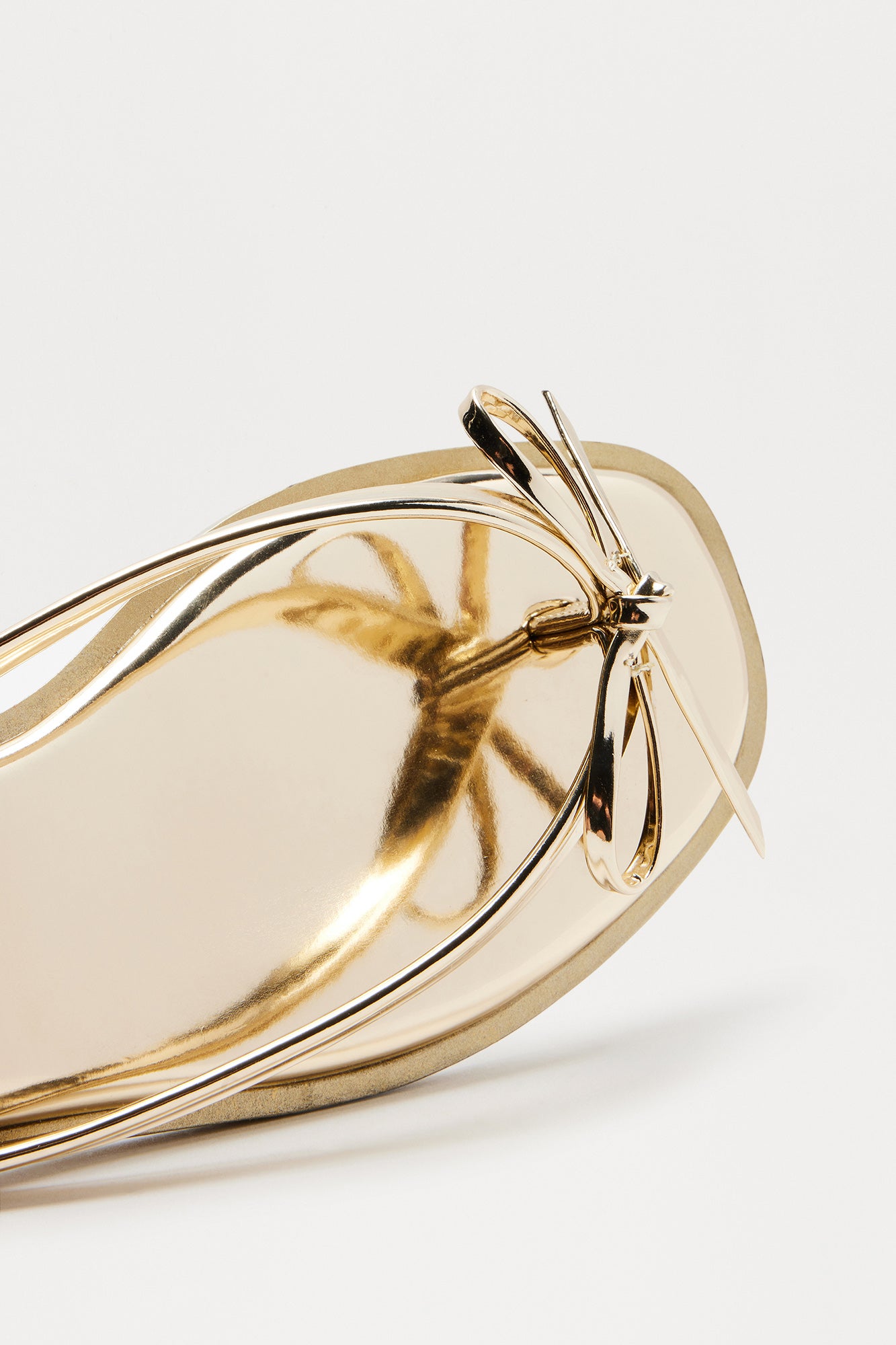 Kenzo Bow Flip Flops - Gold