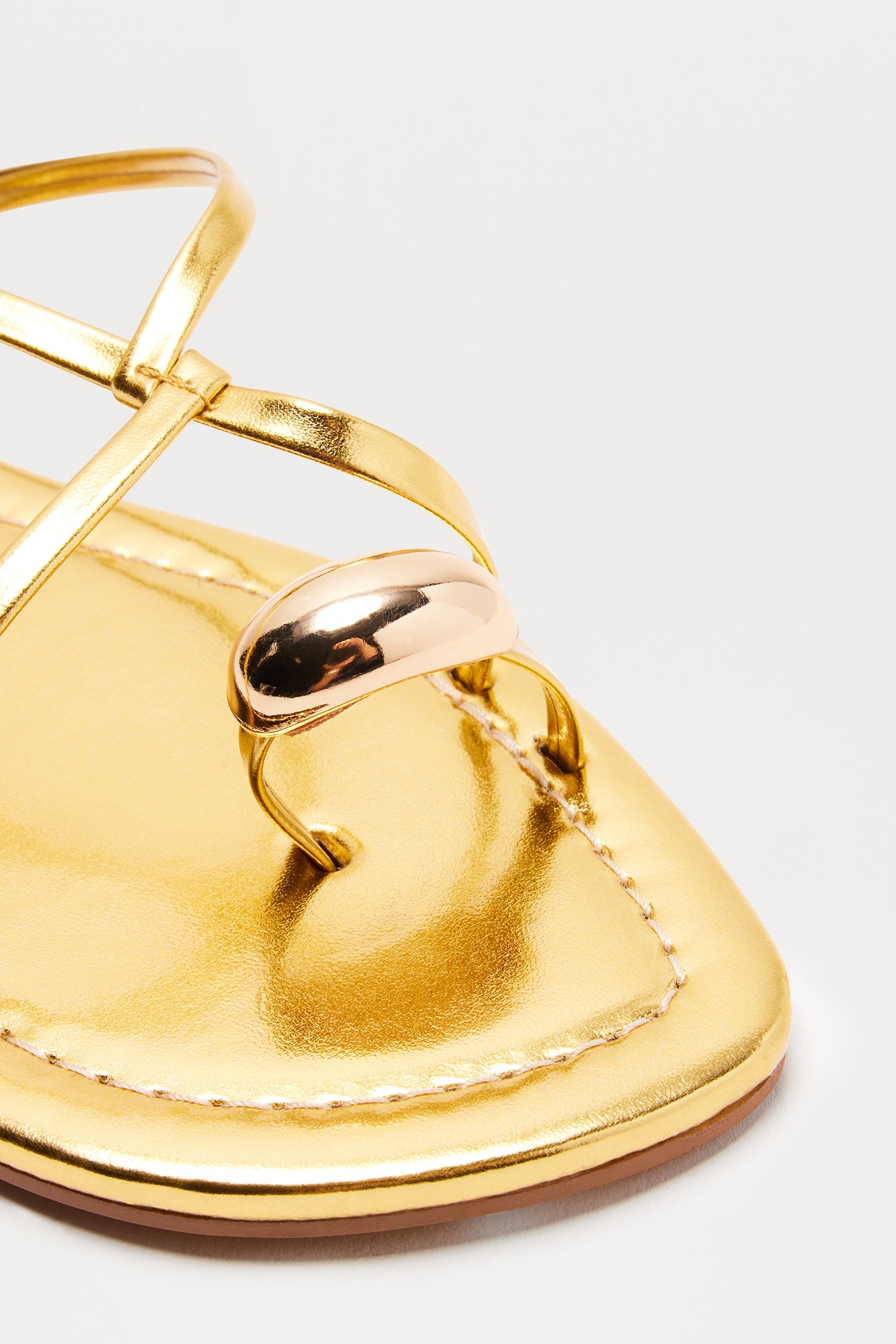 Coastal Toe Ring Sandals - Gold