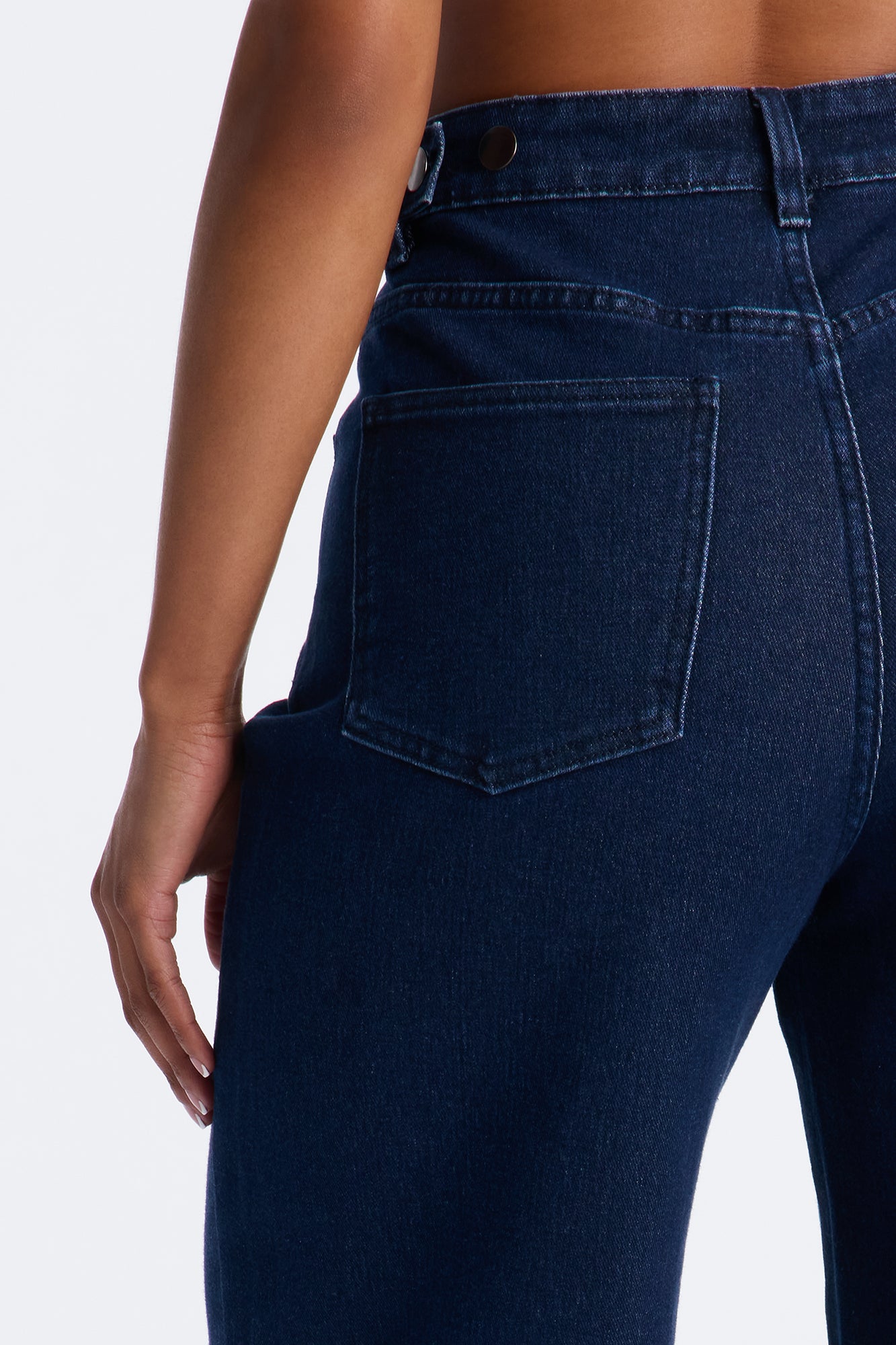 Out Of Sight Wide Leg Jeans - Dark Wash