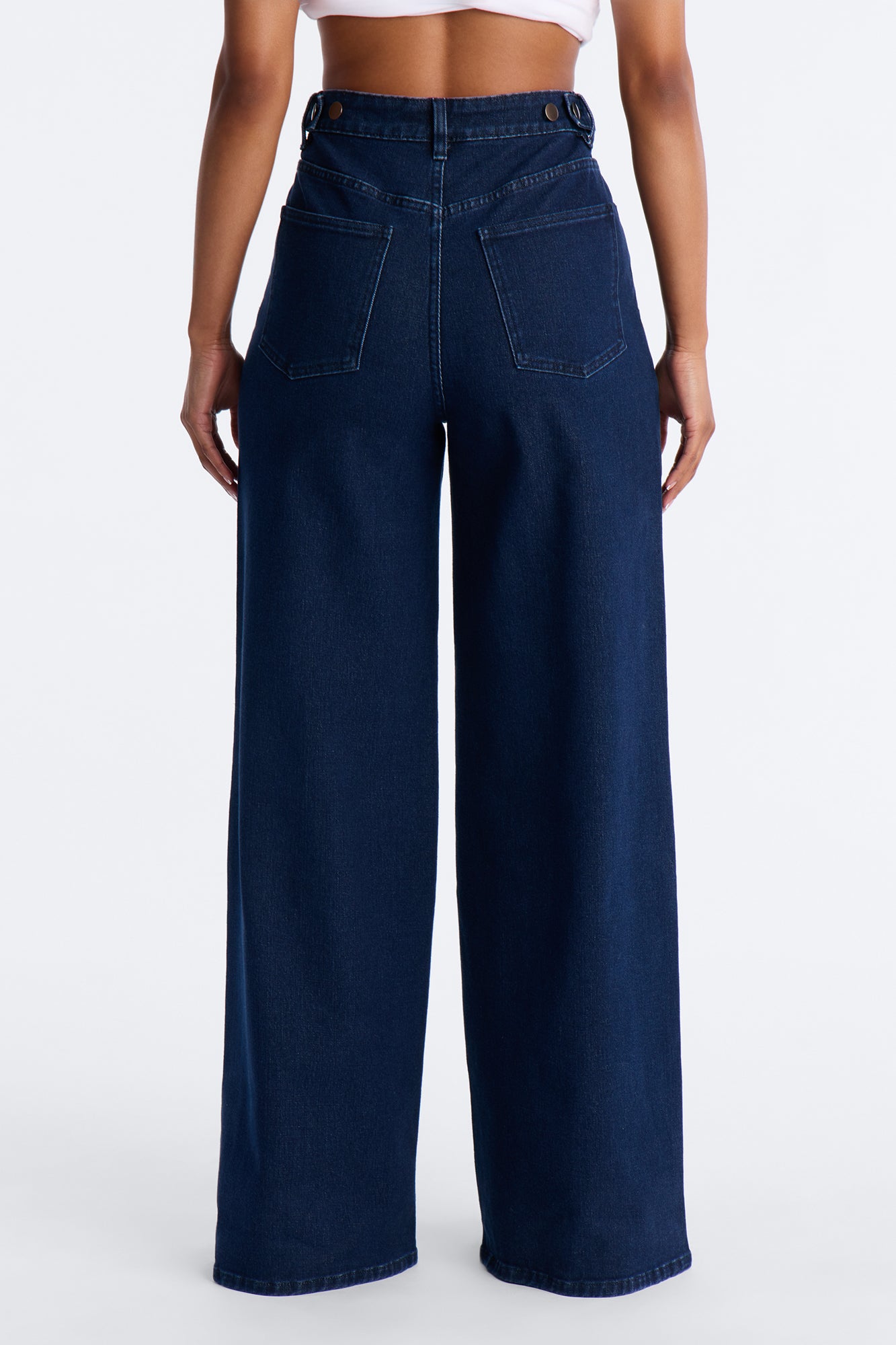 Out Of Sight Wide Leg Jeans - Dark Wash