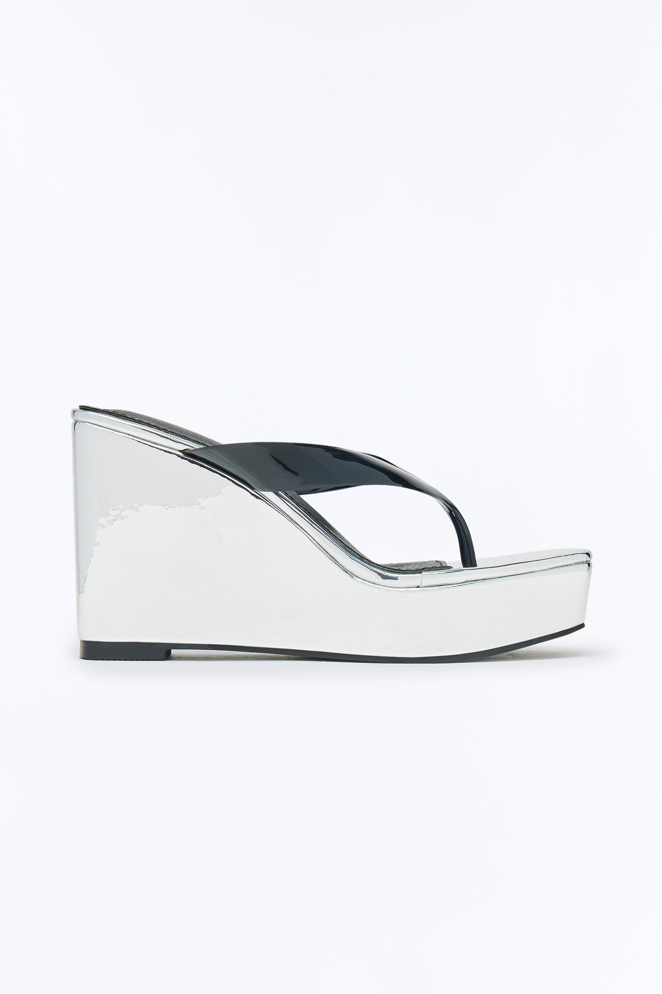 Kynn Patent Platform Thong Wedges - Black