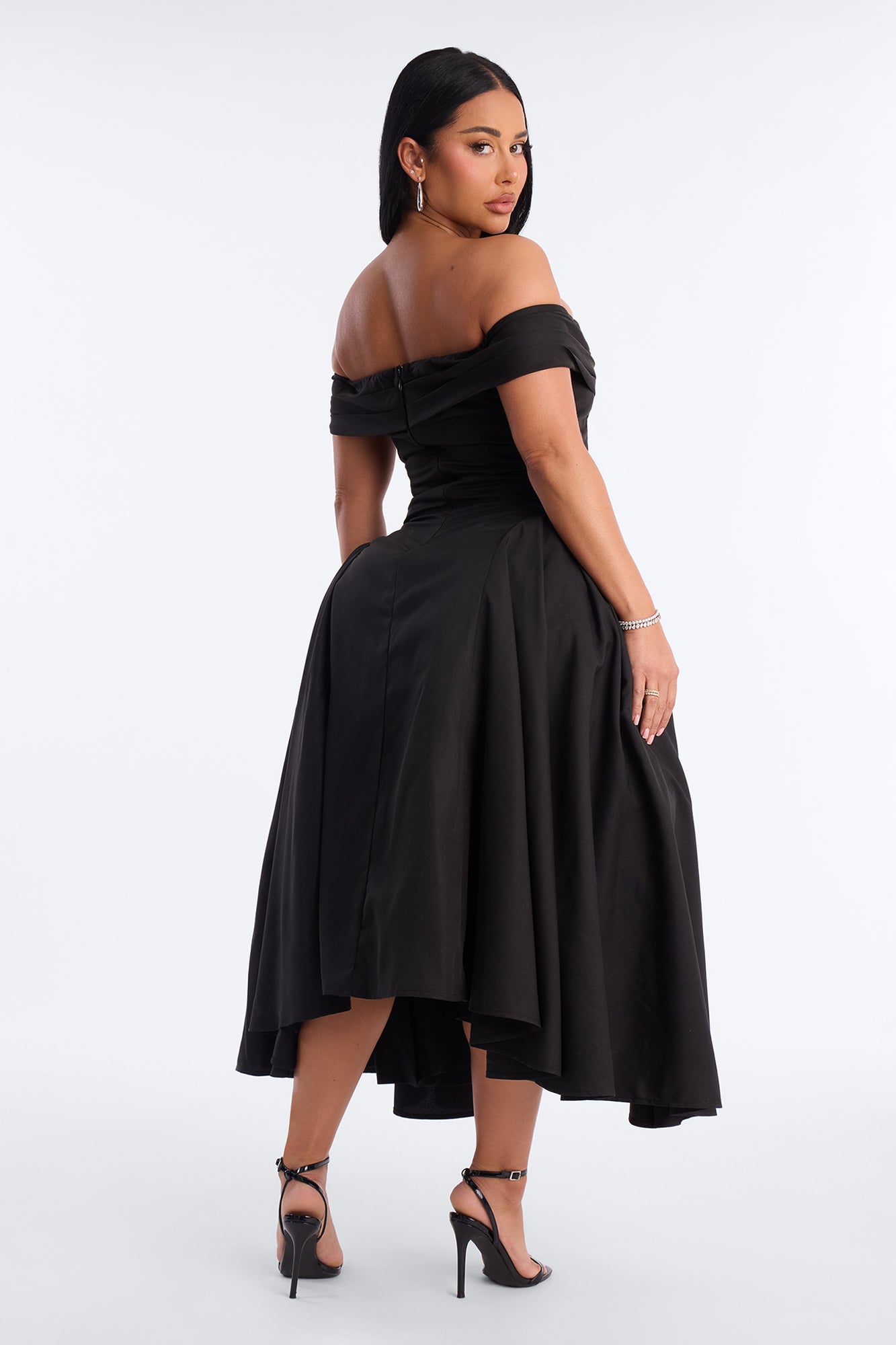 Chelsea Off Shoulder Pleated Midi Dress - Black