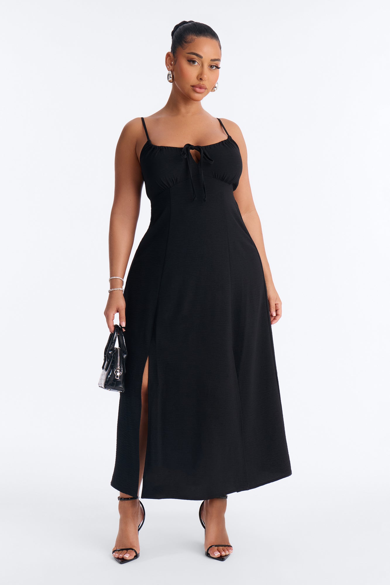 Sadie Sleeveless Airflow Maxi Dress - Black
