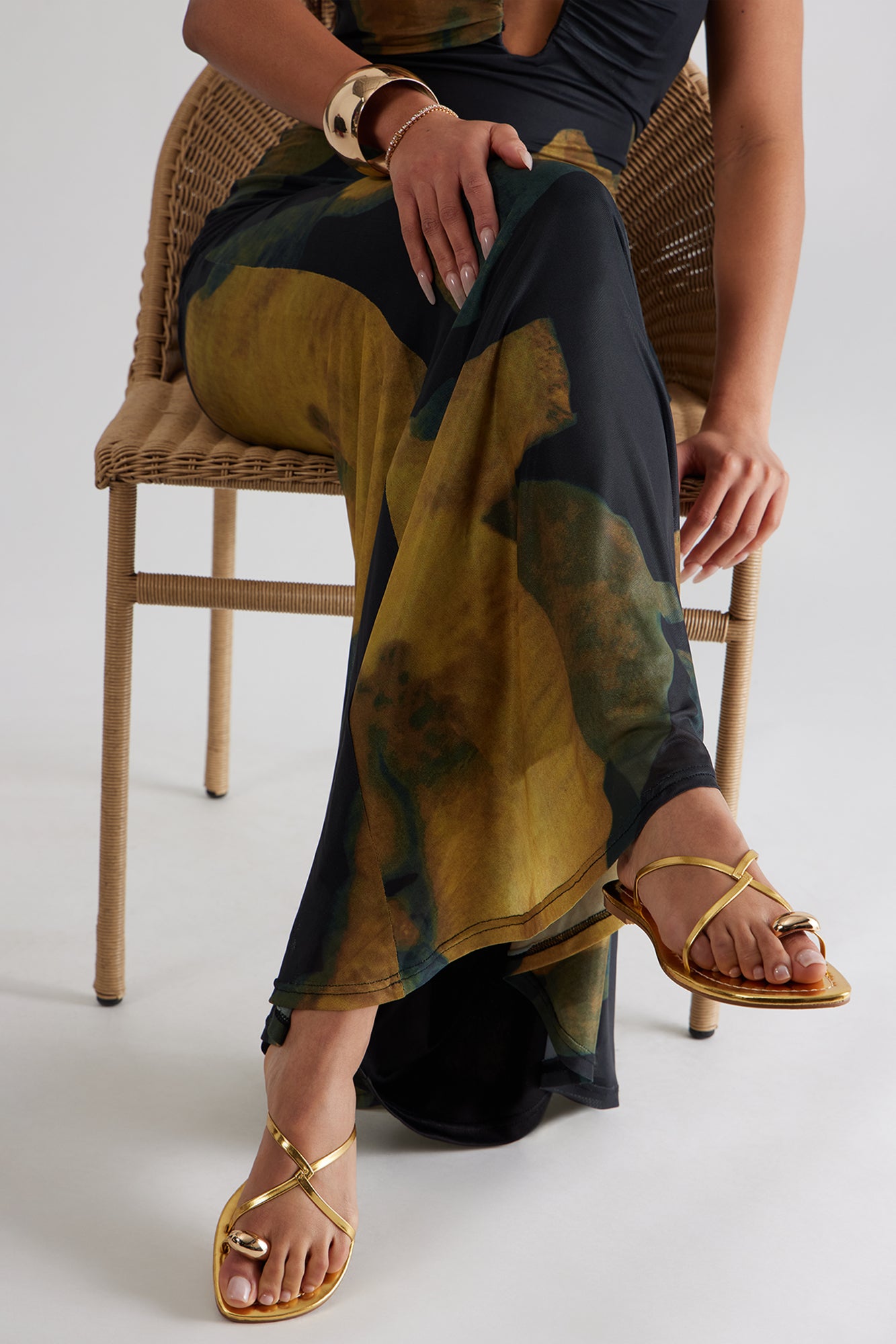 Coastal Toe Ring Sandals - Gold
