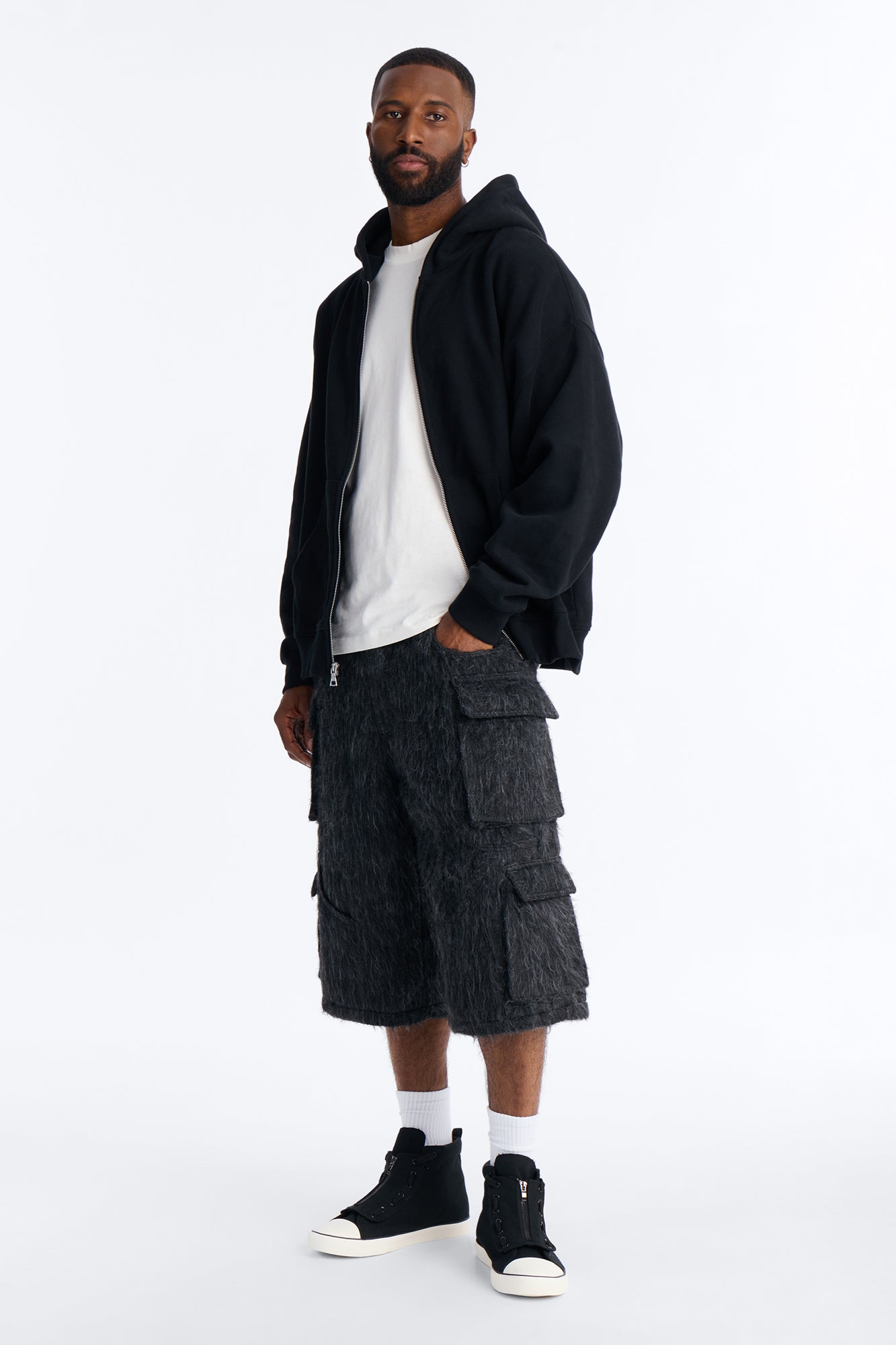 Baggy Warm Breeze Textured Short - Black