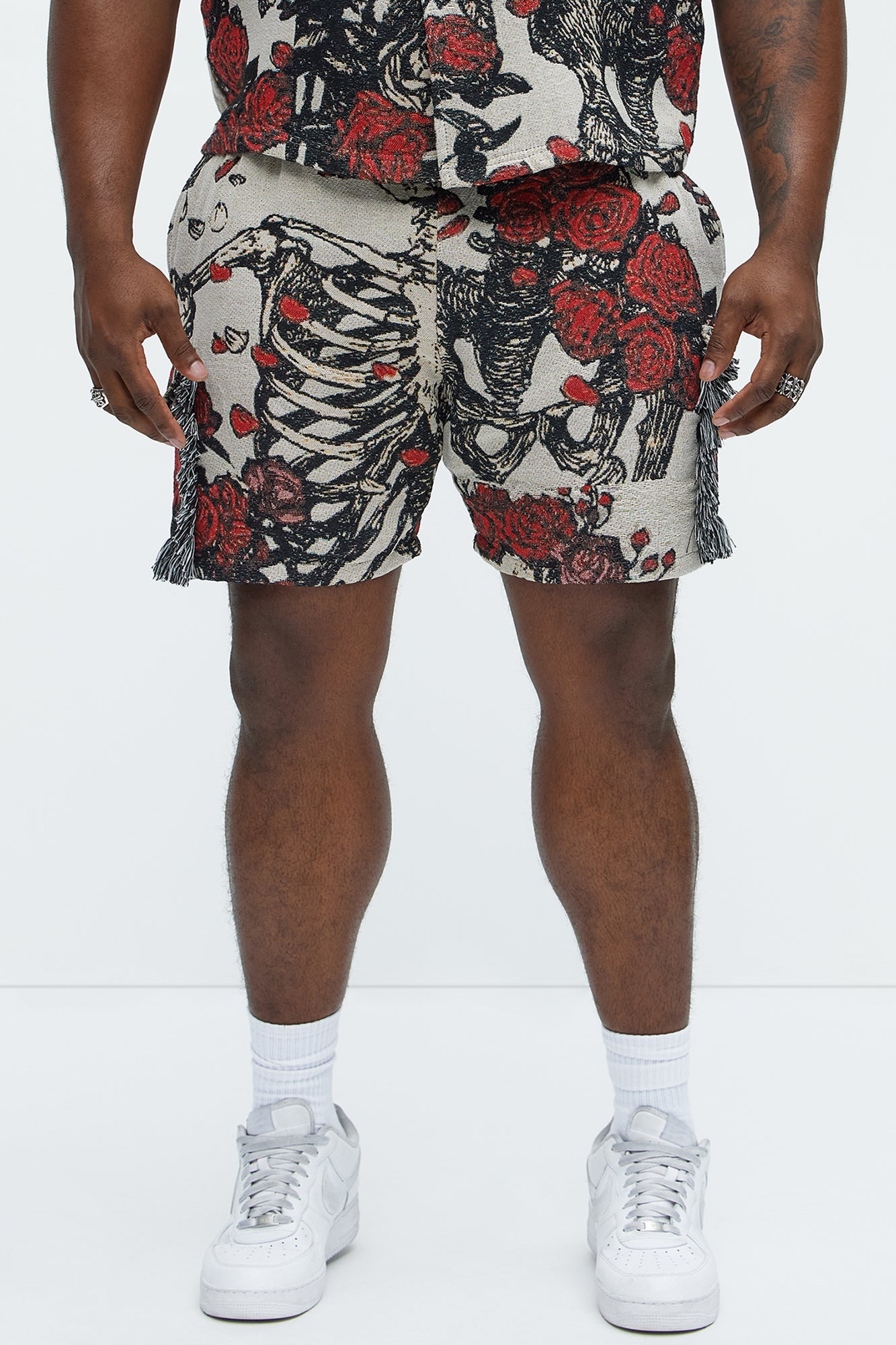 Petals Tapestry Shorts - Red/combo