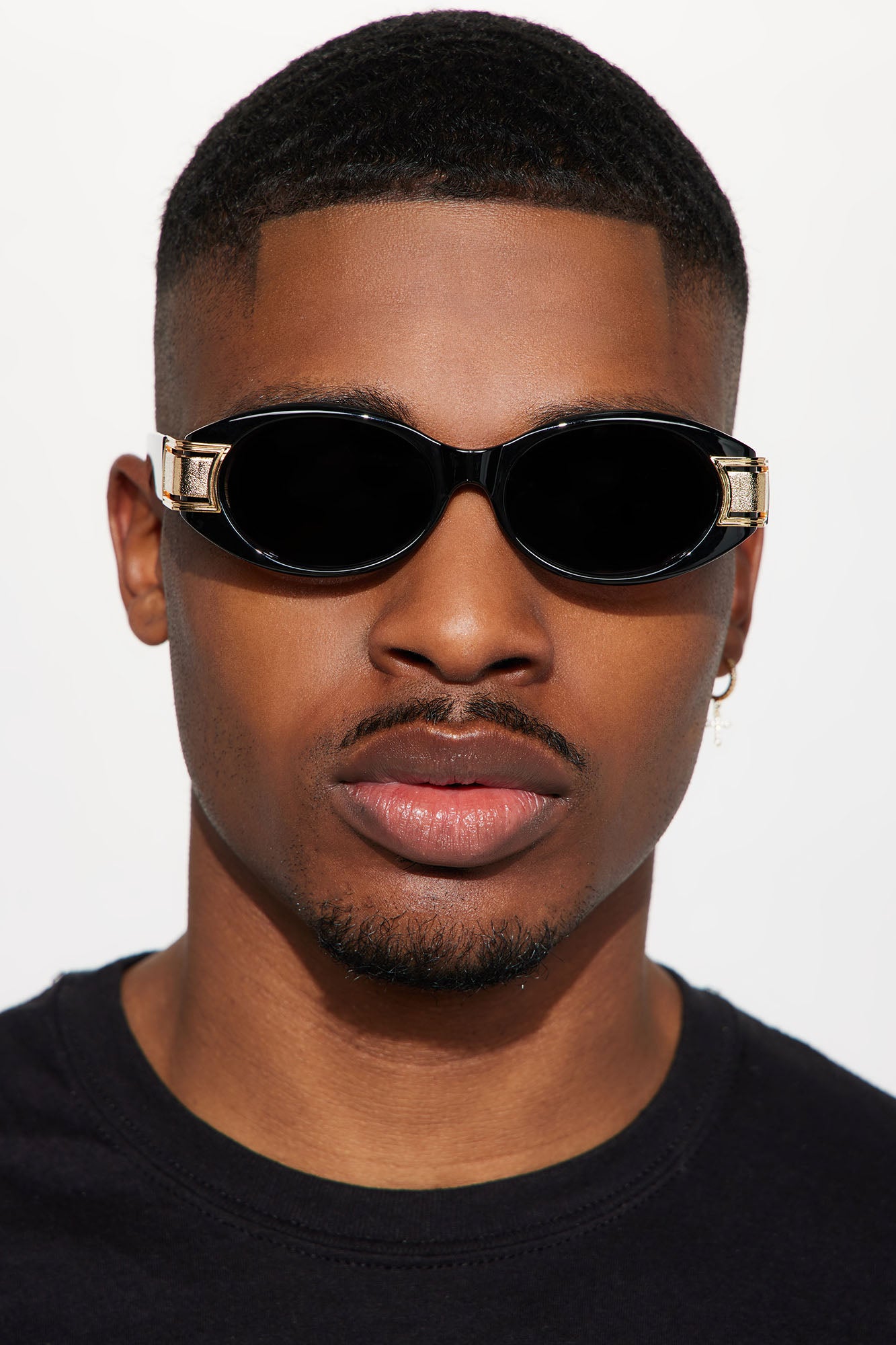 Never Testifying Sunglasses - Black