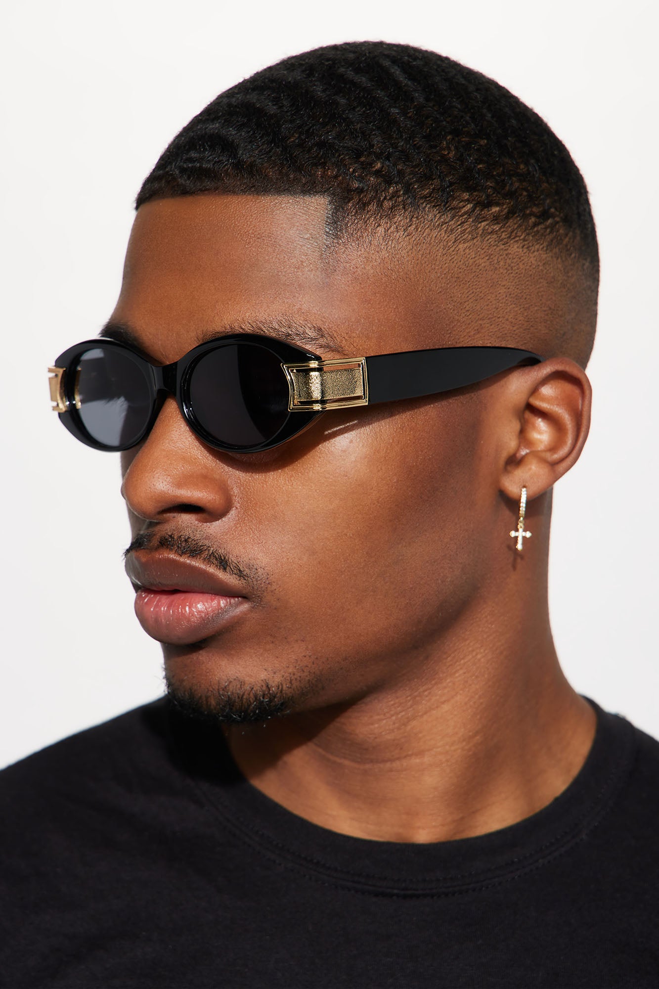 Never Testifying Sunglasses - Black