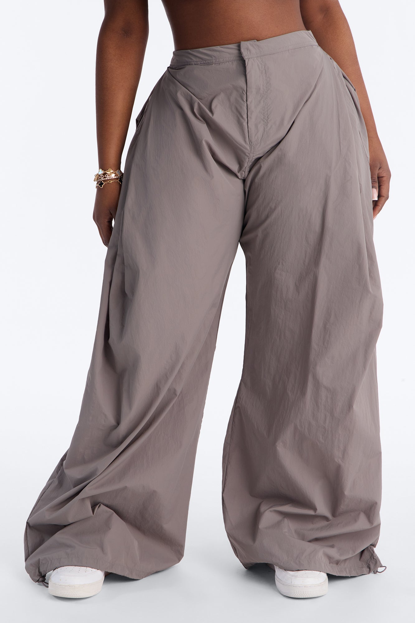 Do Not Disturb Mode Windbreaker Jogger - Grey