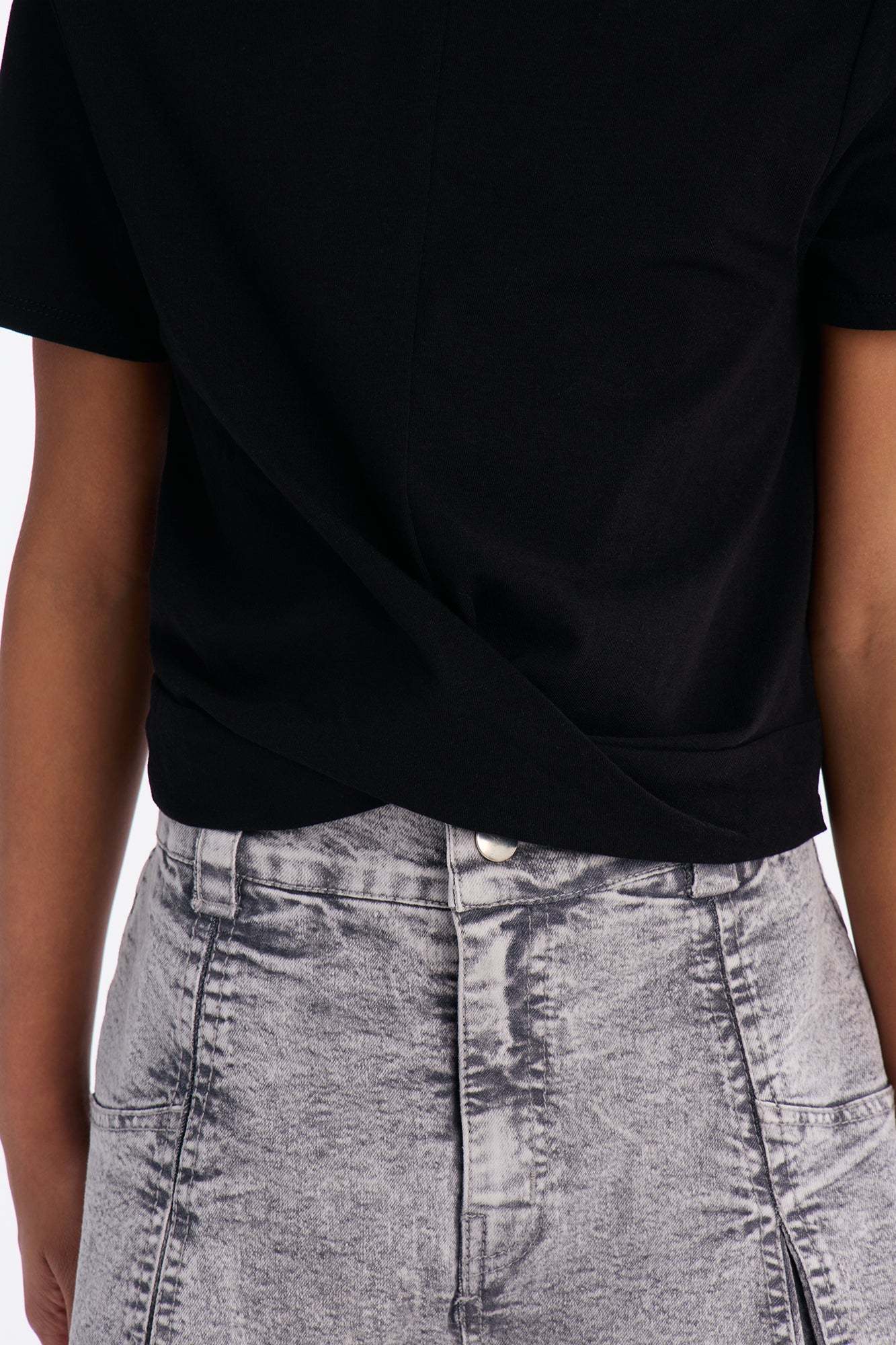 Mini Holly Twist Front Tee - Black