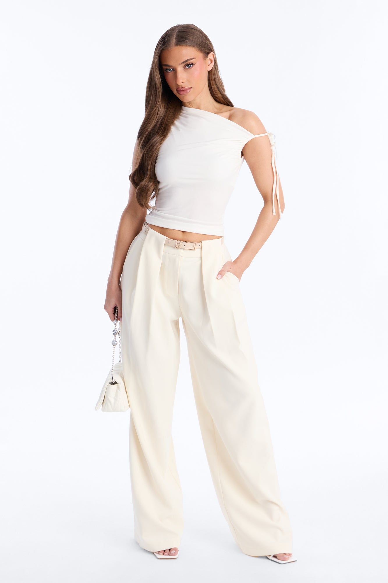 Read The Room Pleated Wide Leg Trousers 33″ - Ivory
