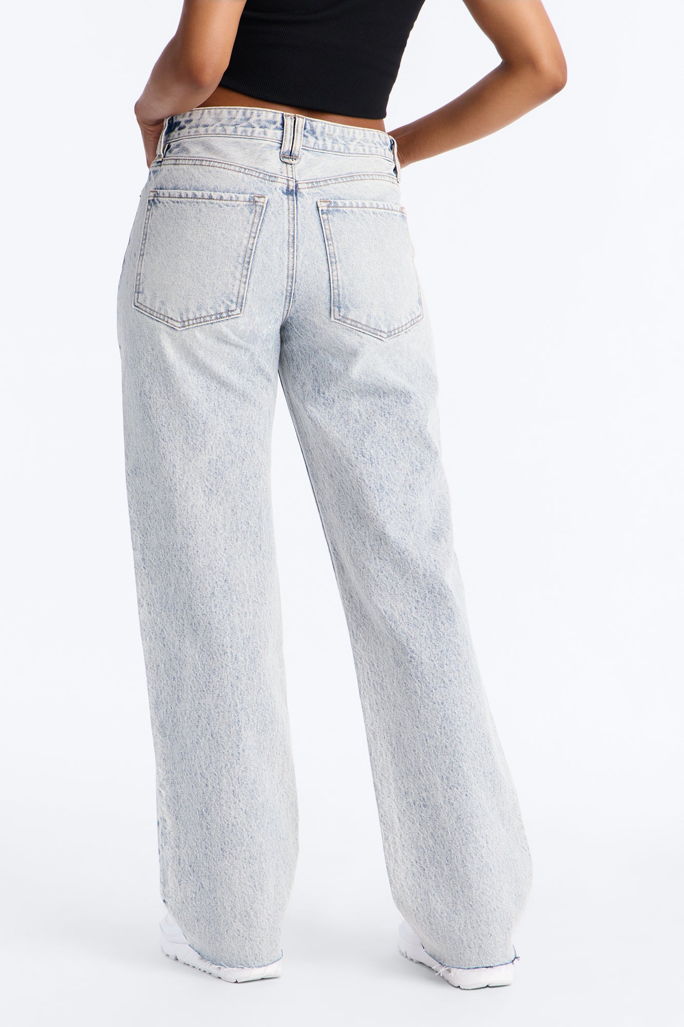 90s Classic Basic Non Stretch Straight Leg Jean - Light Wash