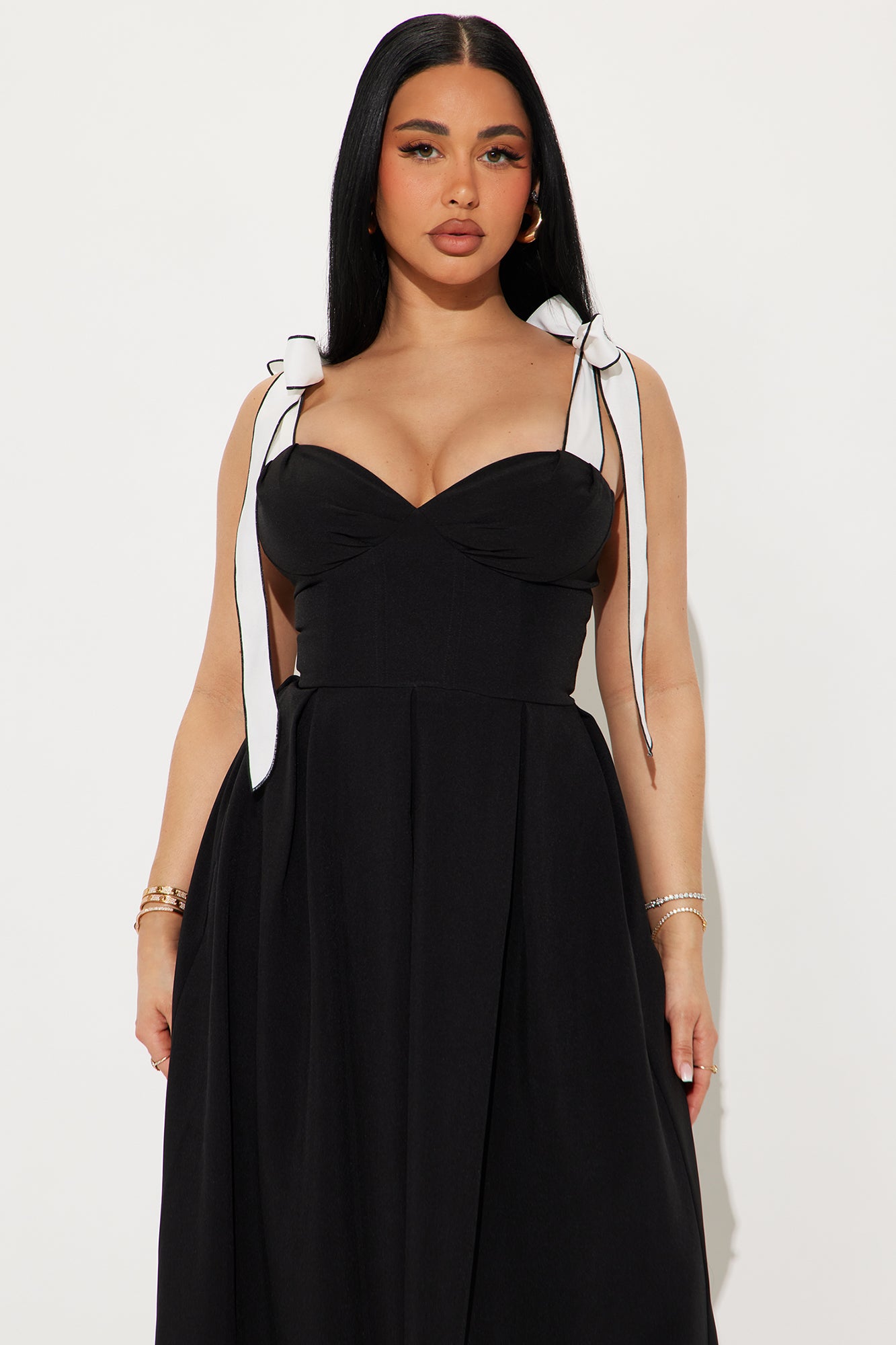 Isabelle Contrast Maxi Dress - Black/White