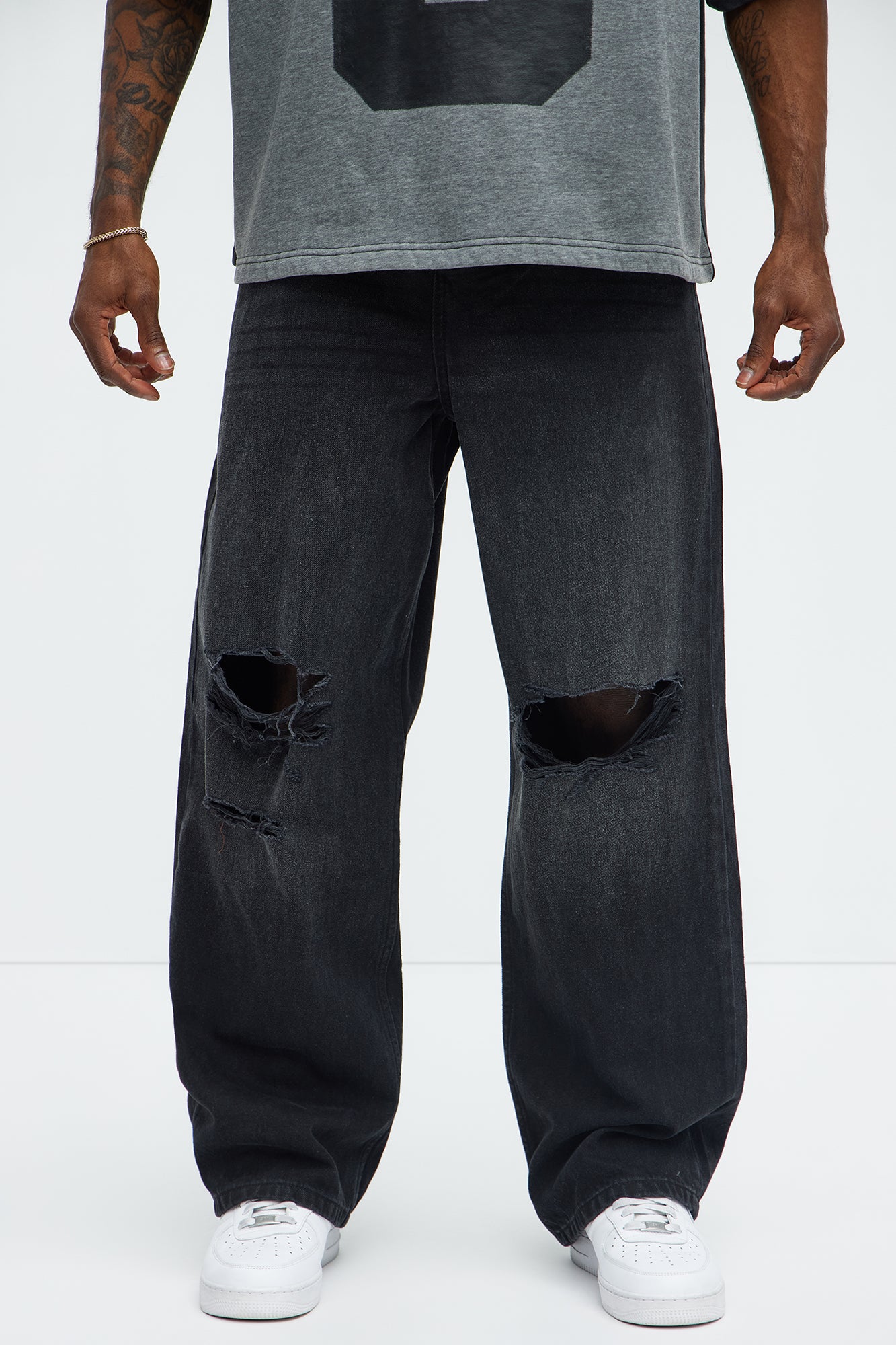 Alvarez Distressed Baggy Jeans - Black Wash
