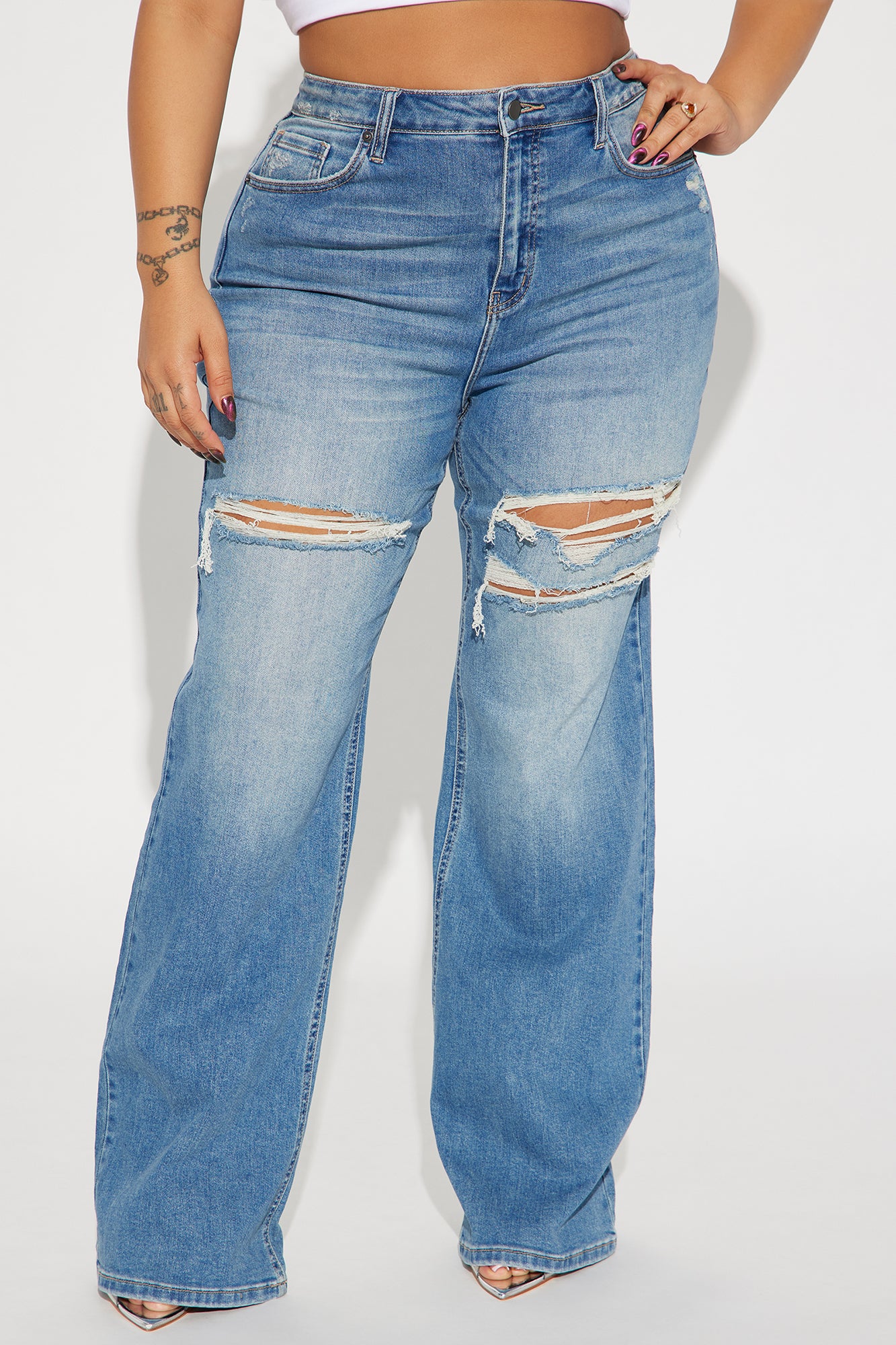 Remi Ripped Stretch Baggy Jeans - Medium Wash
