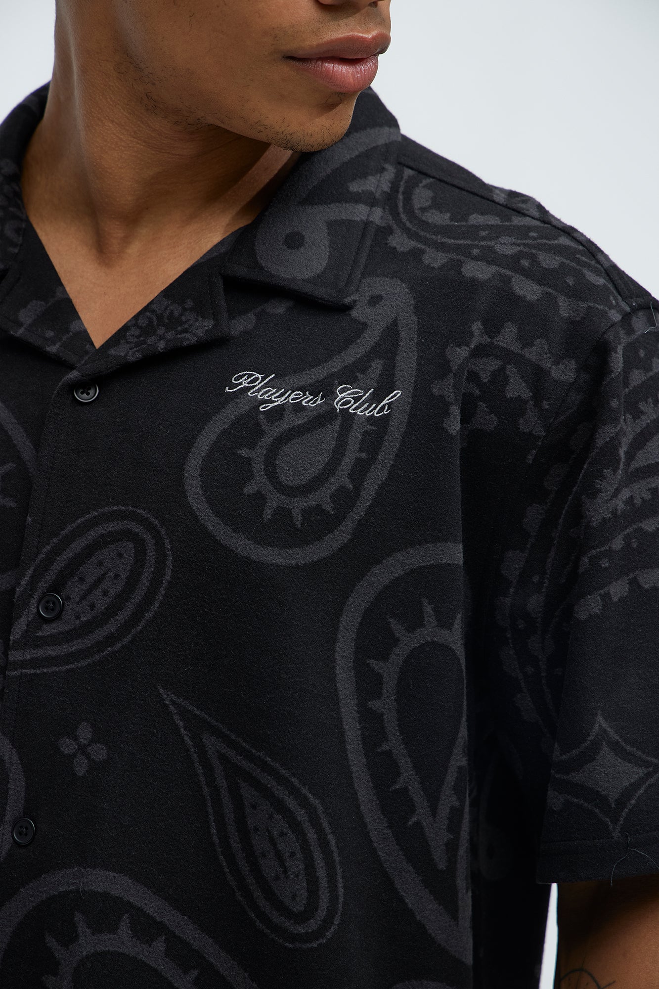 Heritage Paisley Short Sleeve Button Up - Black