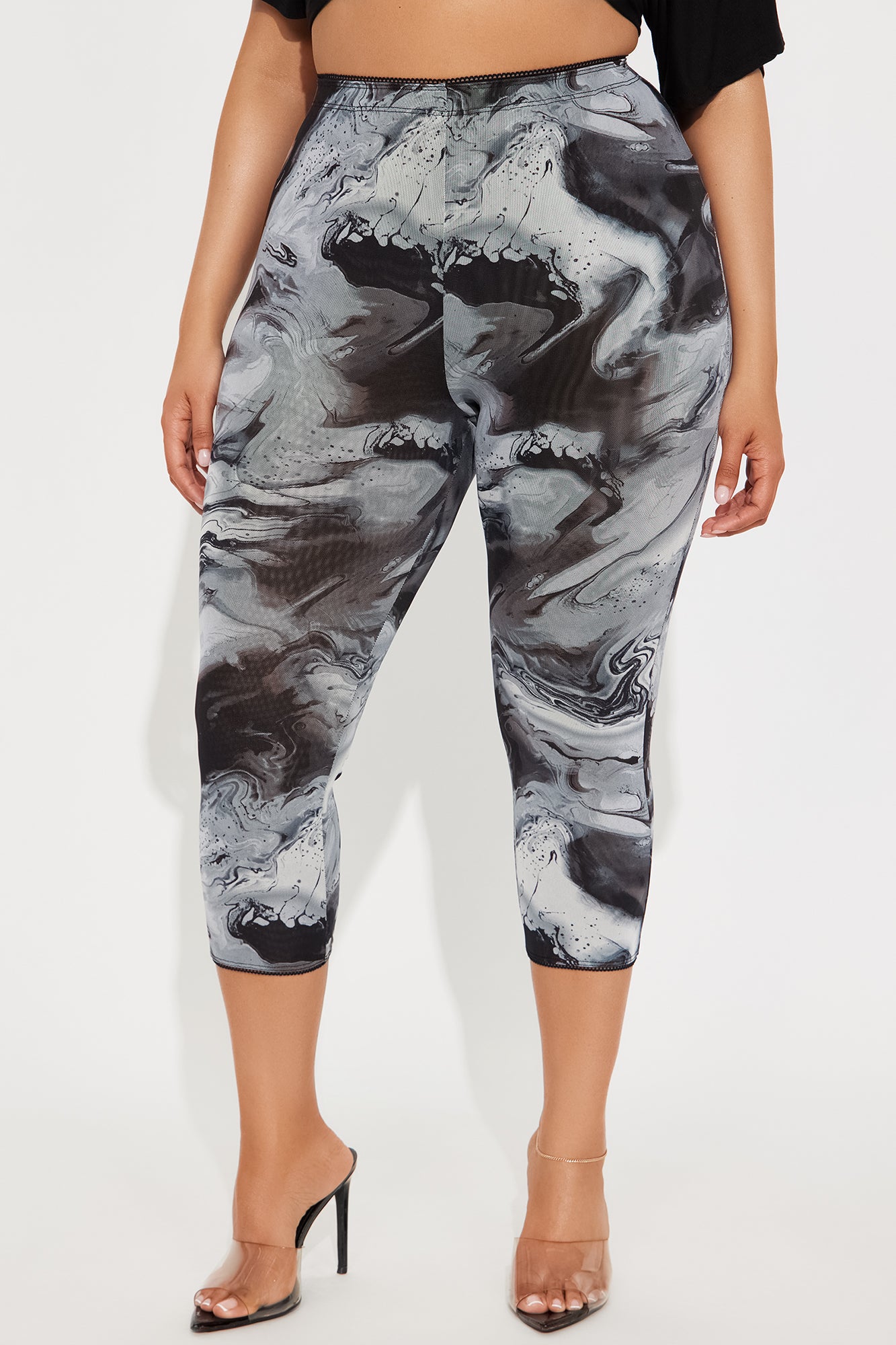 Maya Mesh Capri Legging - Grey