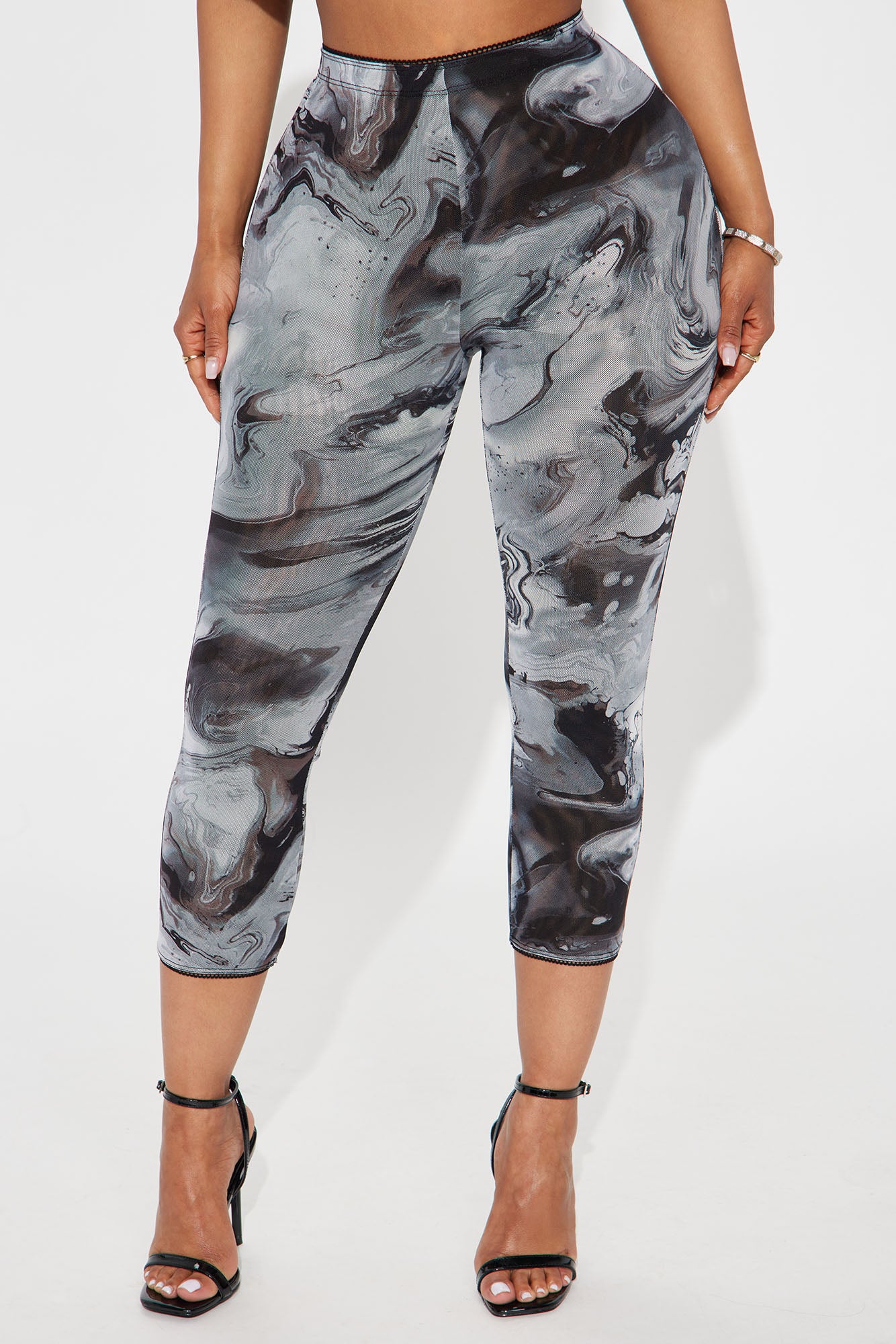 Maya Mesh Capri Legging - Grey