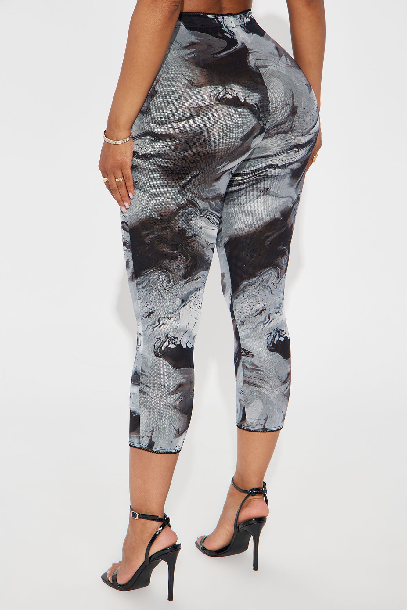 Maya Mesh Capri Legging - Grey