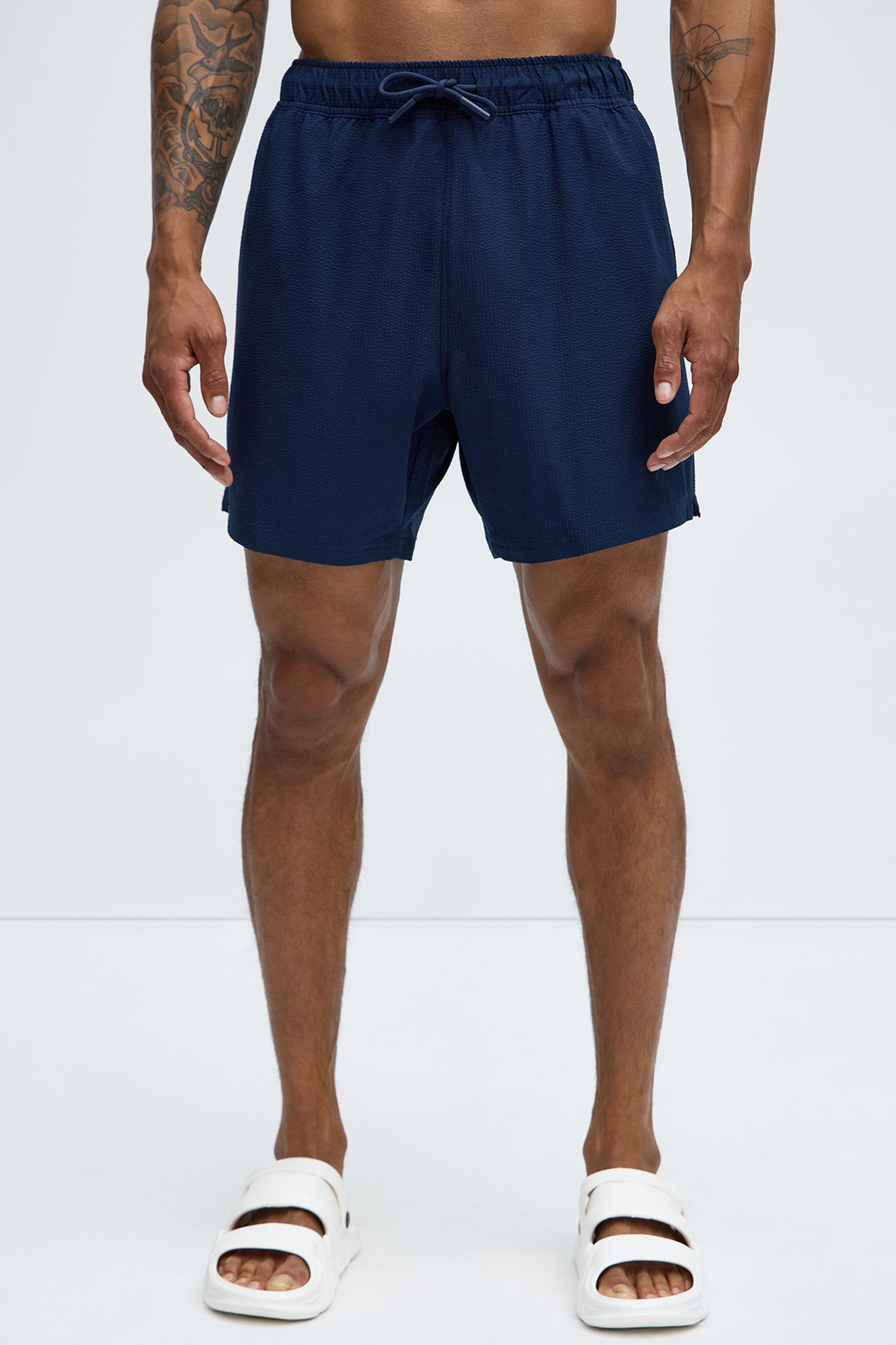 Seersucker Swim Trunk 6″ - Navy