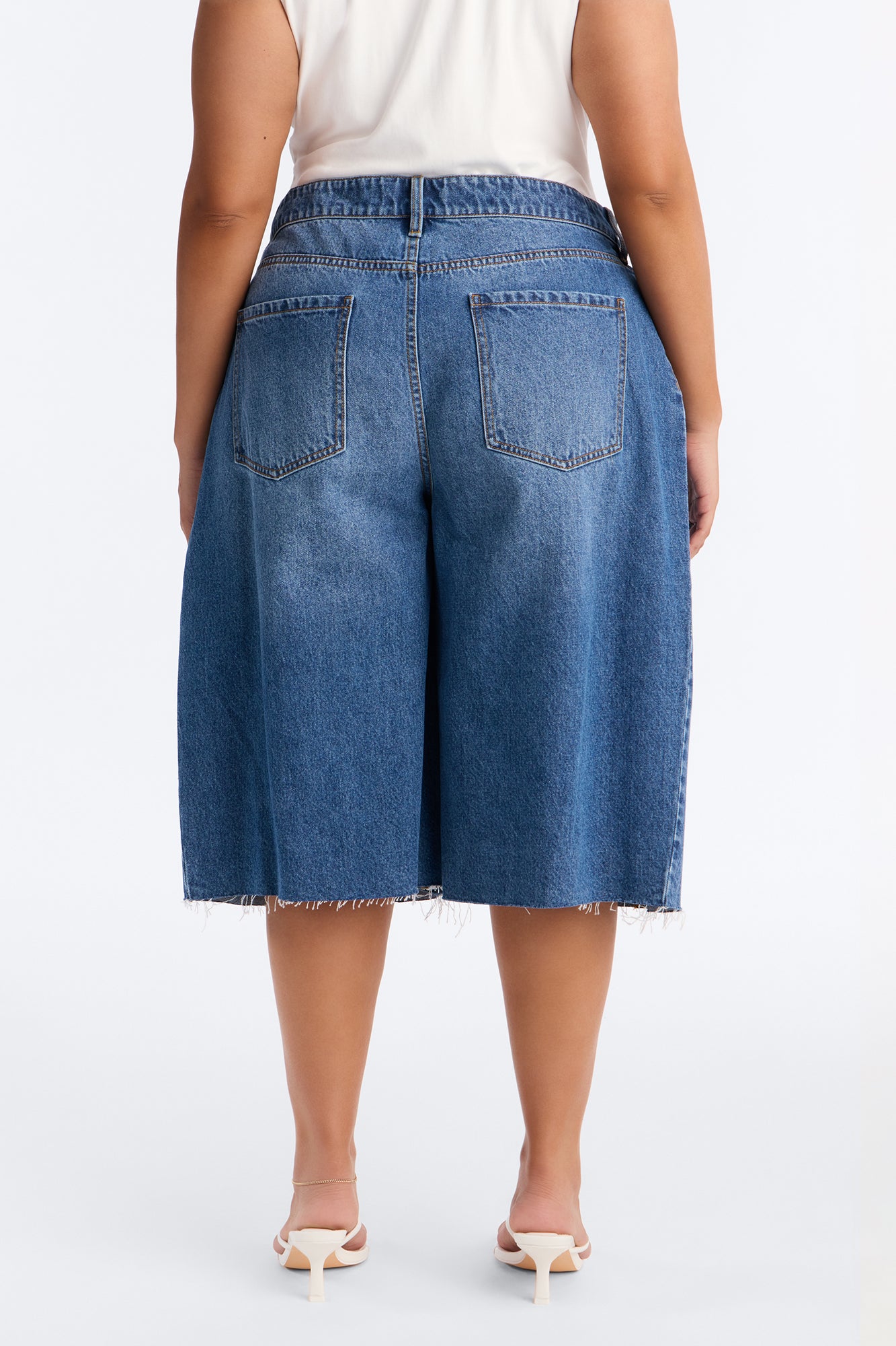 Aleksa Pleated Non Stretch Denim Jorts - Dark Wash