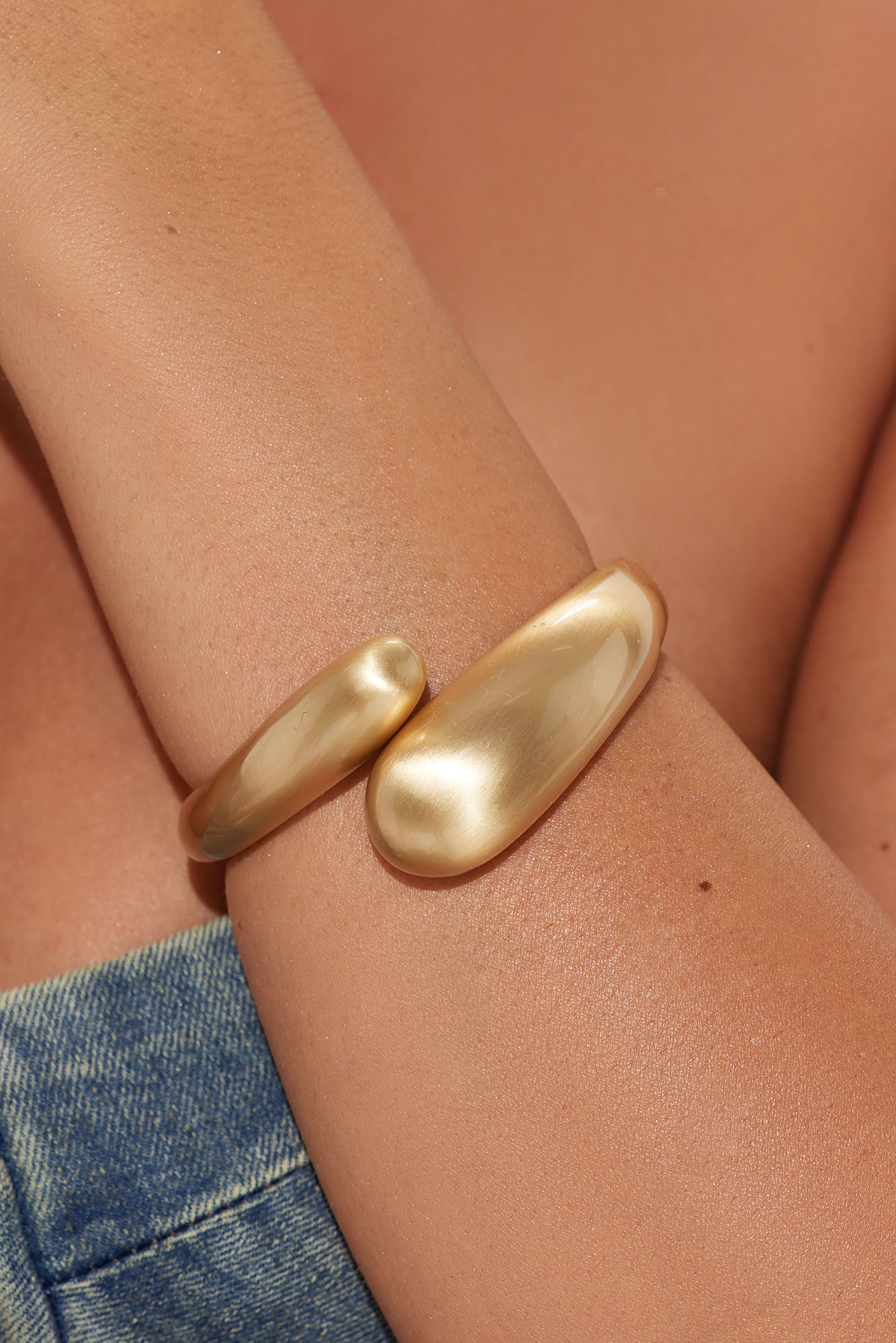 Onda Cuff Bracelet - Gold