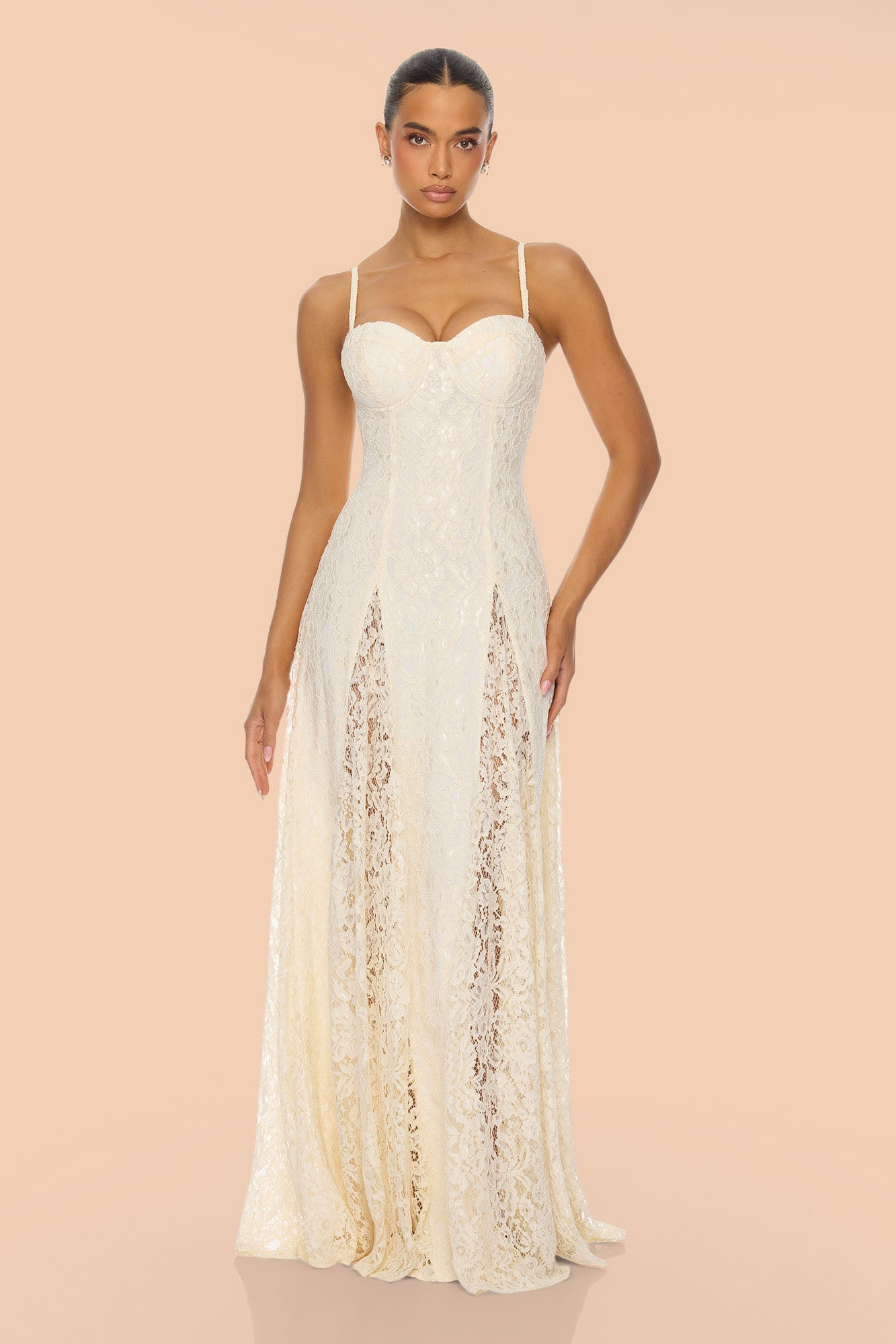 Reina Lace Gown - Cream