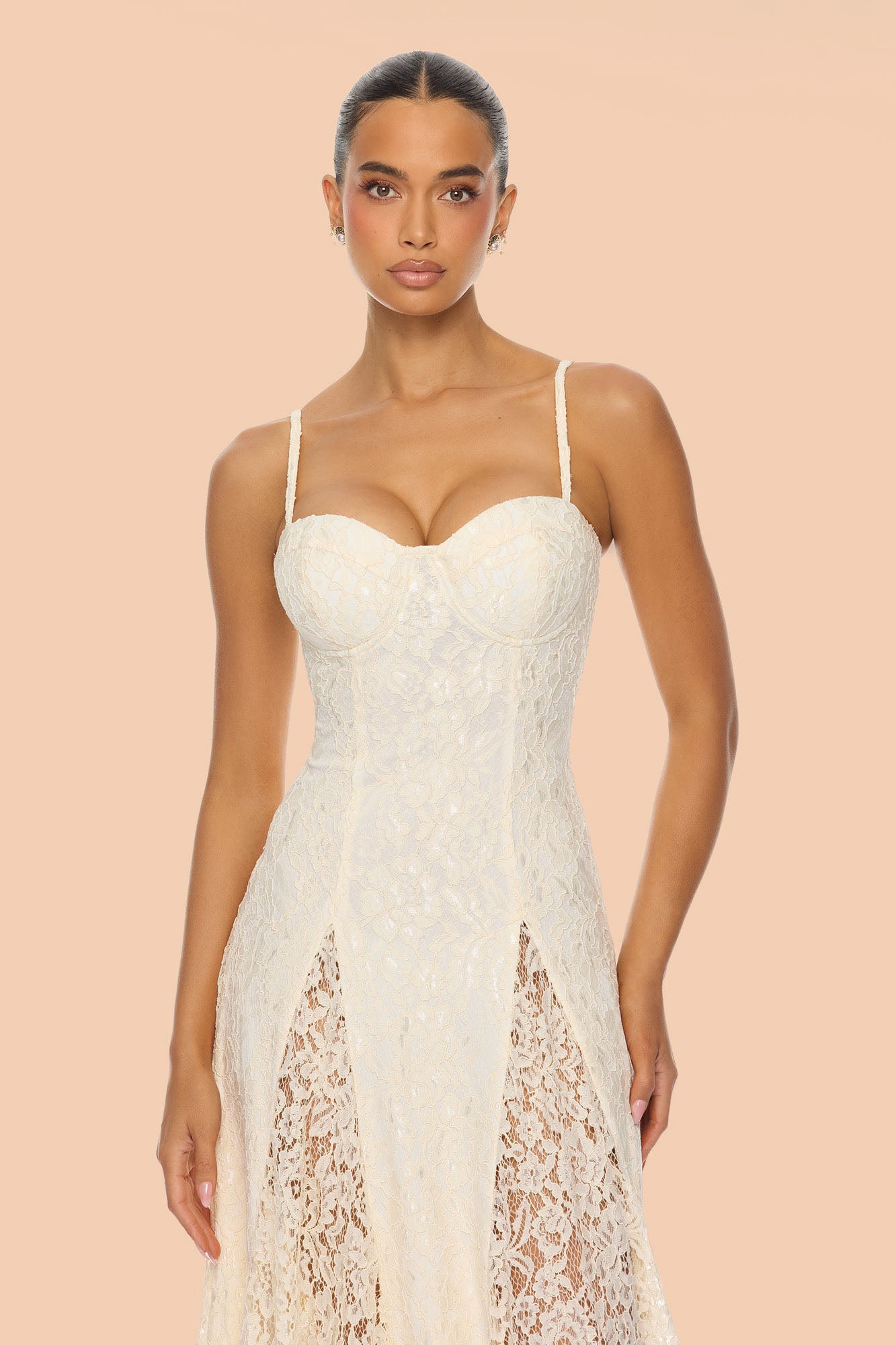 Reina Lace Gown - Cream