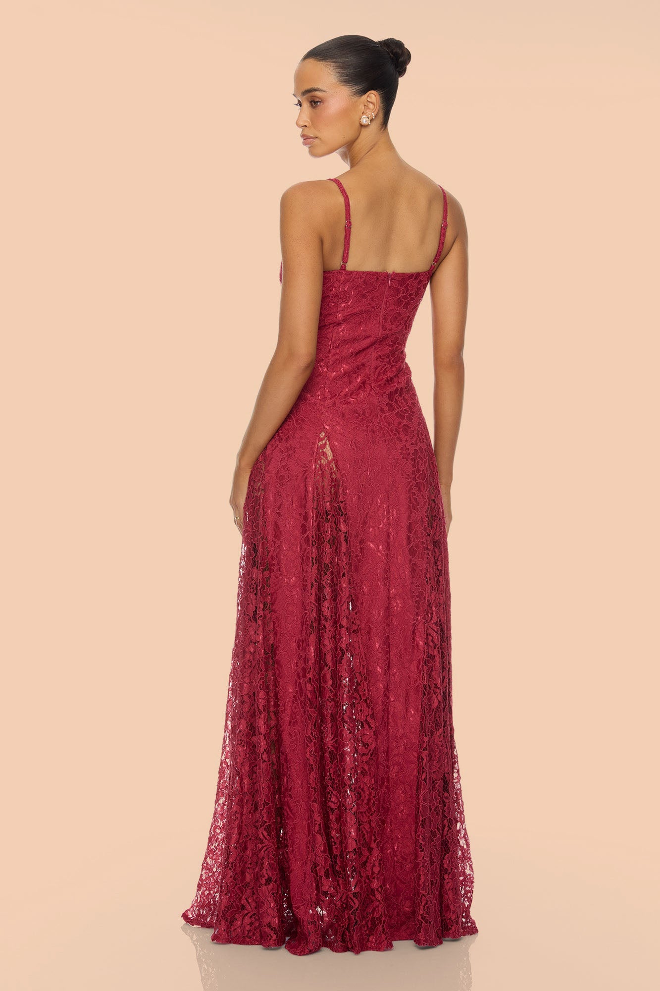 Reina Lace Gown - Wine