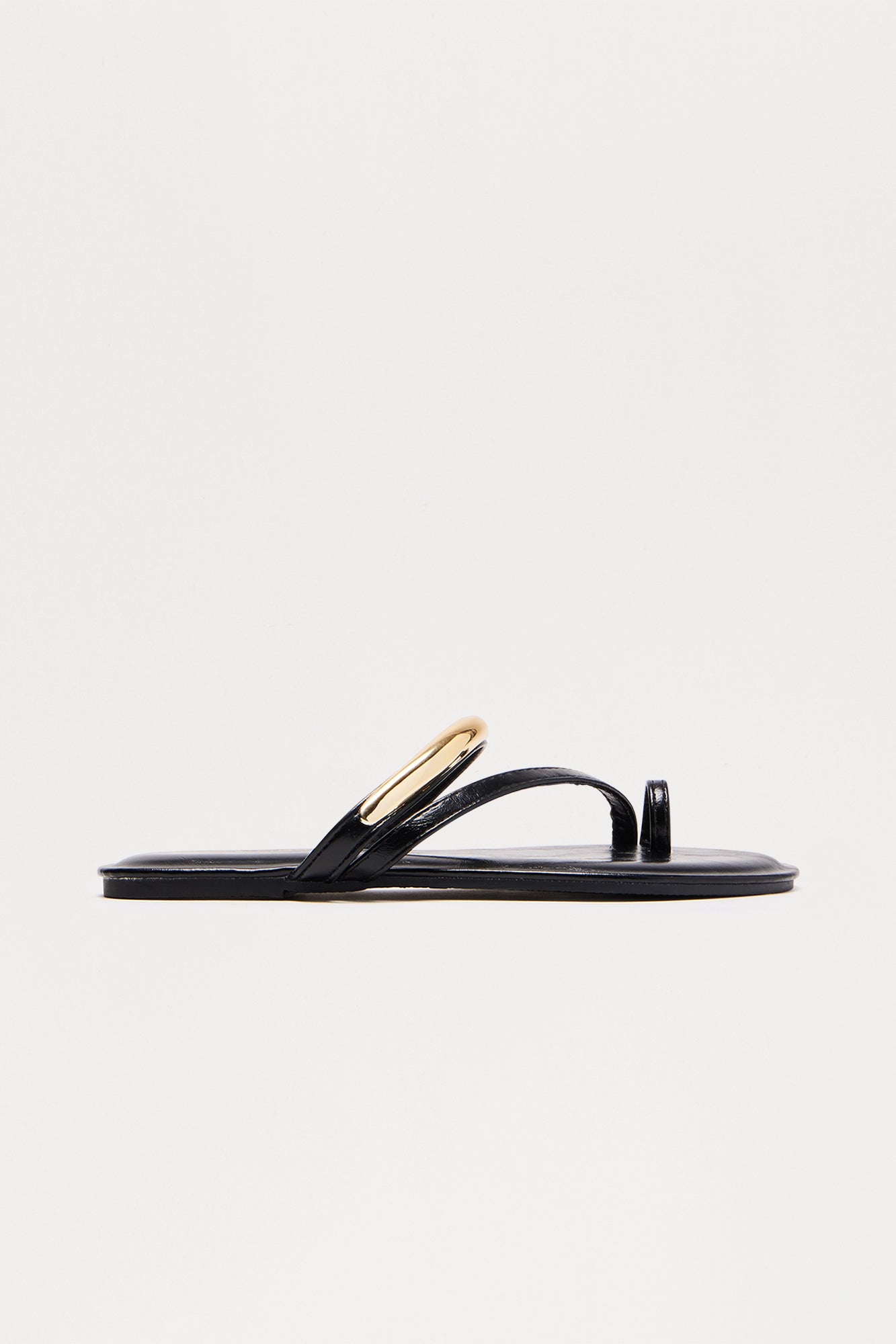 Ohana Hardware Toe Ring Sandals - Black