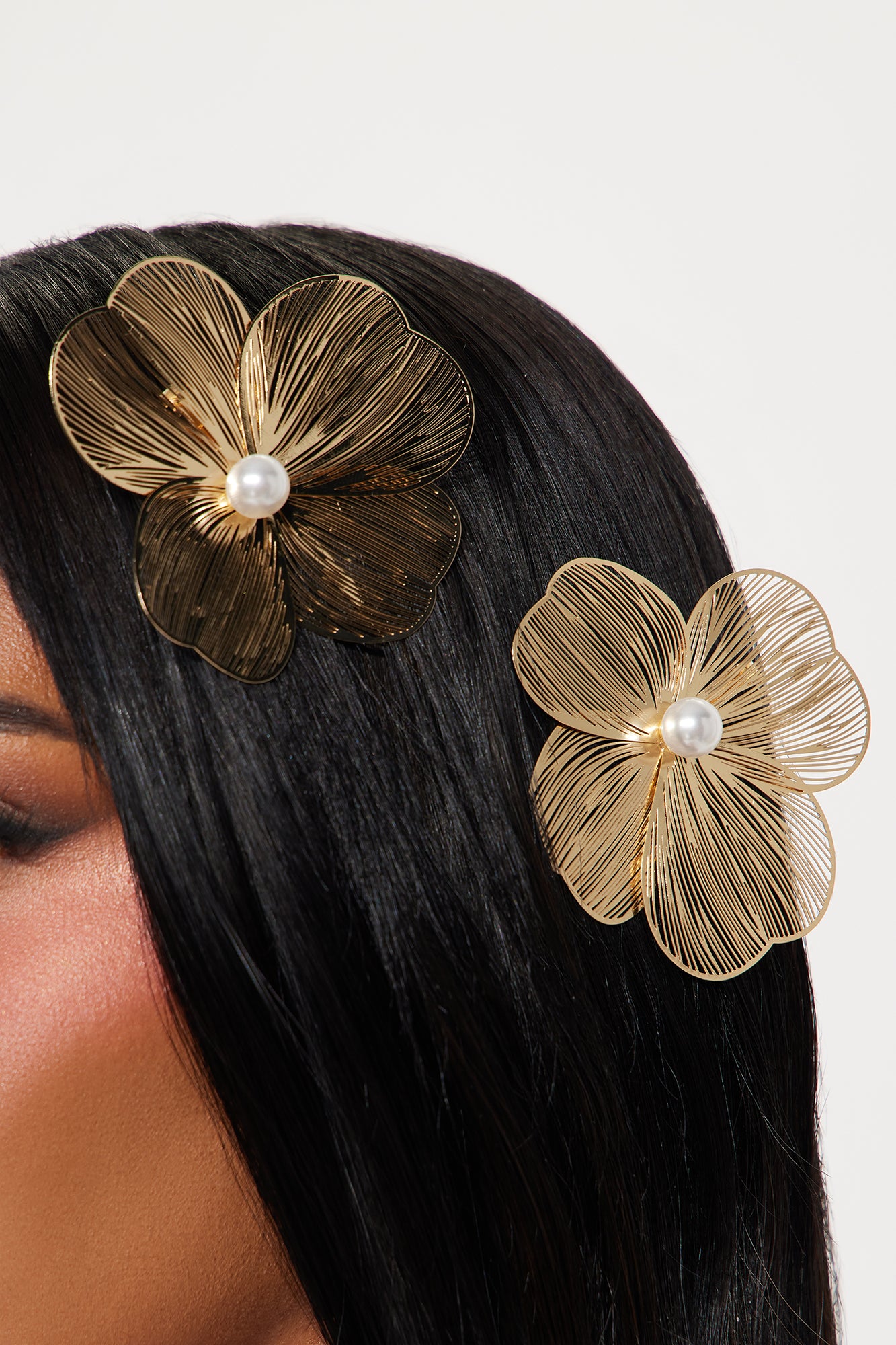 Pearly Florals 2 Piece Hair Barrette Set - Gold