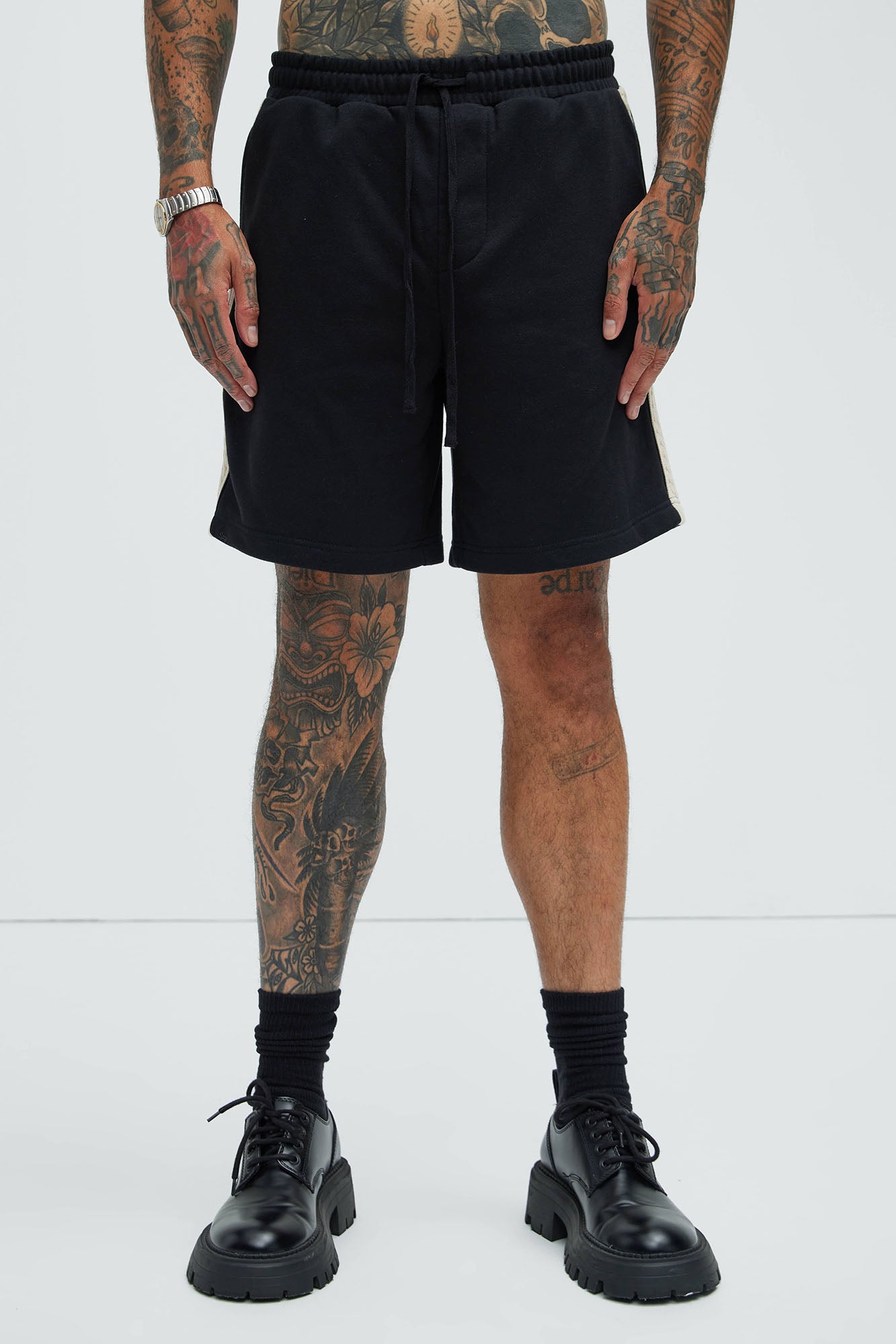 Luka Relaxed Shorts - Black/combo