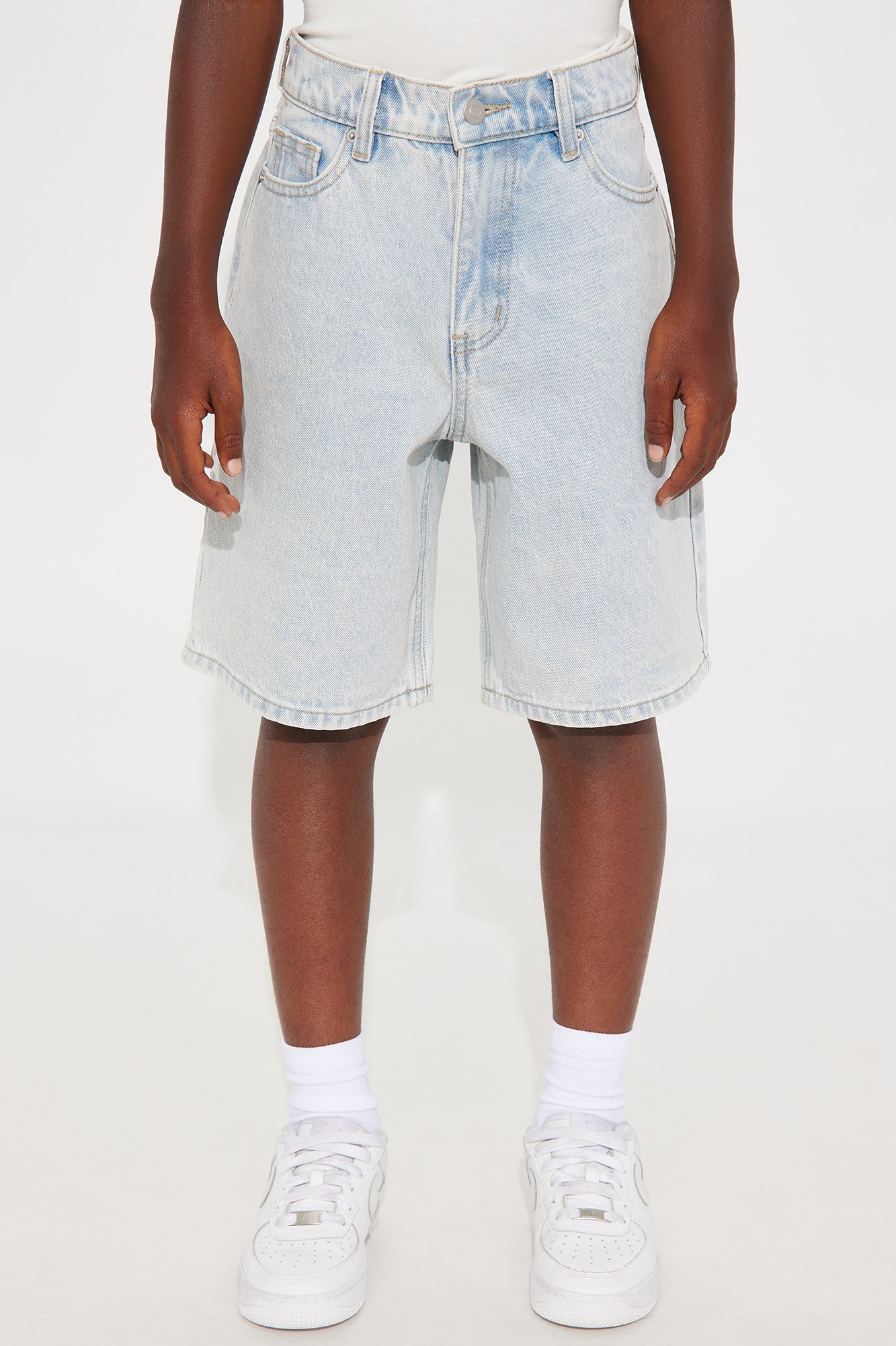 Mini Colin Baggy Denim Short - Light Wash