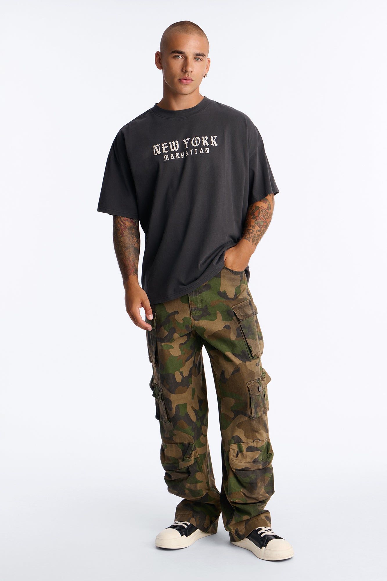 Manhattan New York Short Sleeve Tee - Washed Black