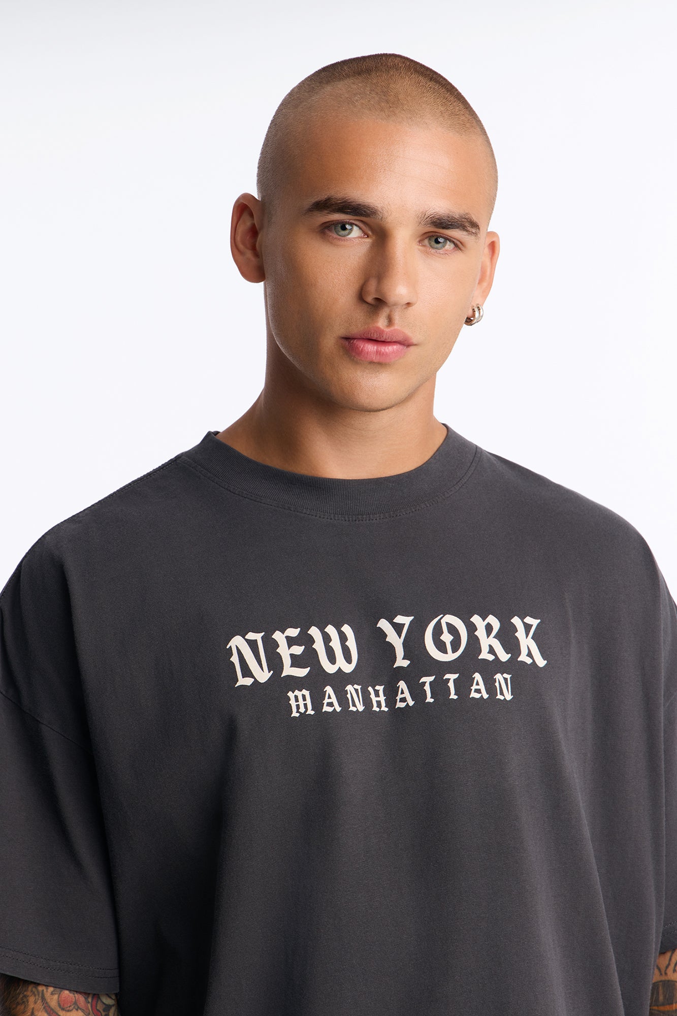 Manhattan New York Short Sleeve Tee - Washed Black